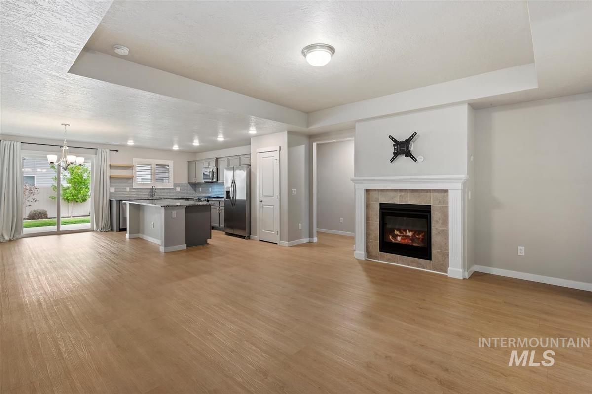 12288 Varga St, Caldwell, Idaho 83651, 3 Bedrooms, 2 Bathrooms, Residential For Sale, Price $405,000,MLS 98983431