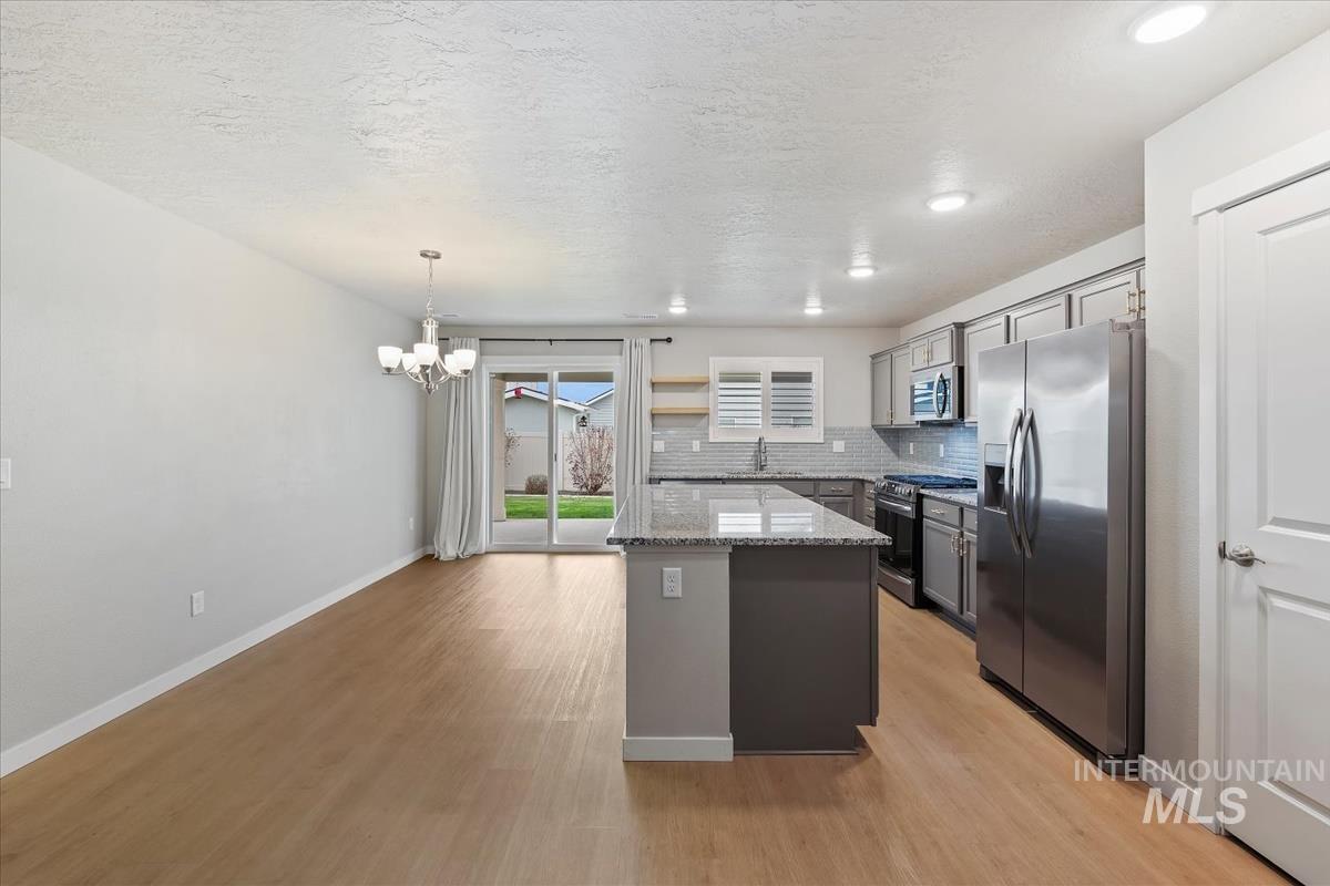 12288 Varga St, Caldwell, Idaho 83651, 3 Bedrooms, 2 Bathrooms, Residential For Sale, Price $405,000,MLS 98983431