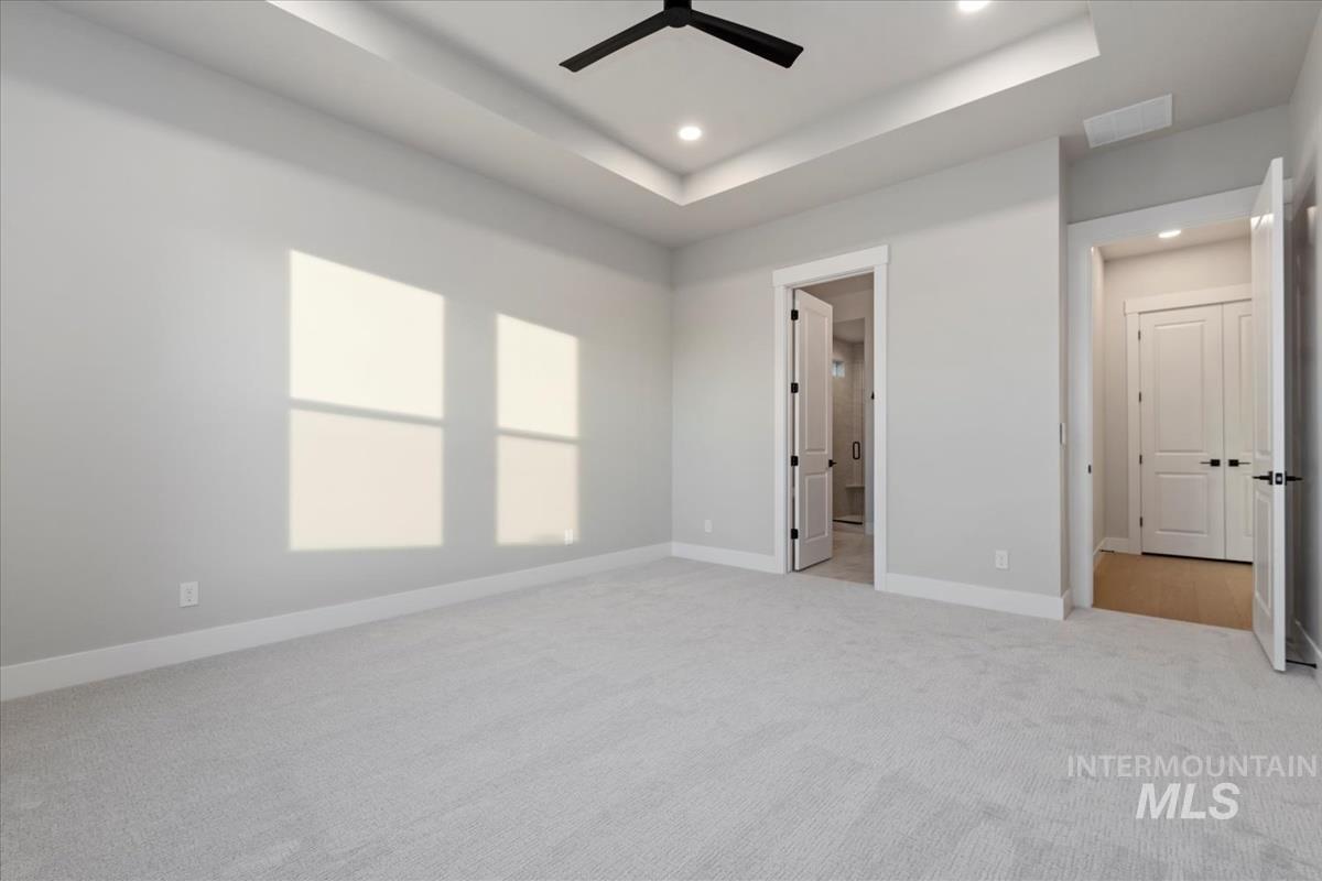 2125 E Padstow St., Kuna, Idaho 83634, 3 Bedrooms, 2.5 Bathrooms, Residential For Sale, Price $799,880,MLS 98983432