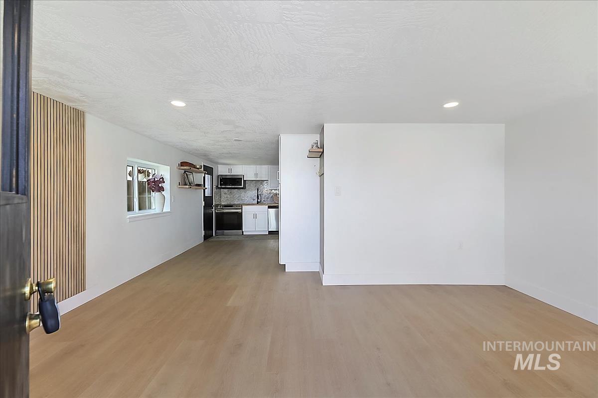 718 E Belmont St, Caldwell, Idaho 83605, 2 Bedrooms, 1 Bathroom, Residential For Sale, Price $250,000,MLS 98983434