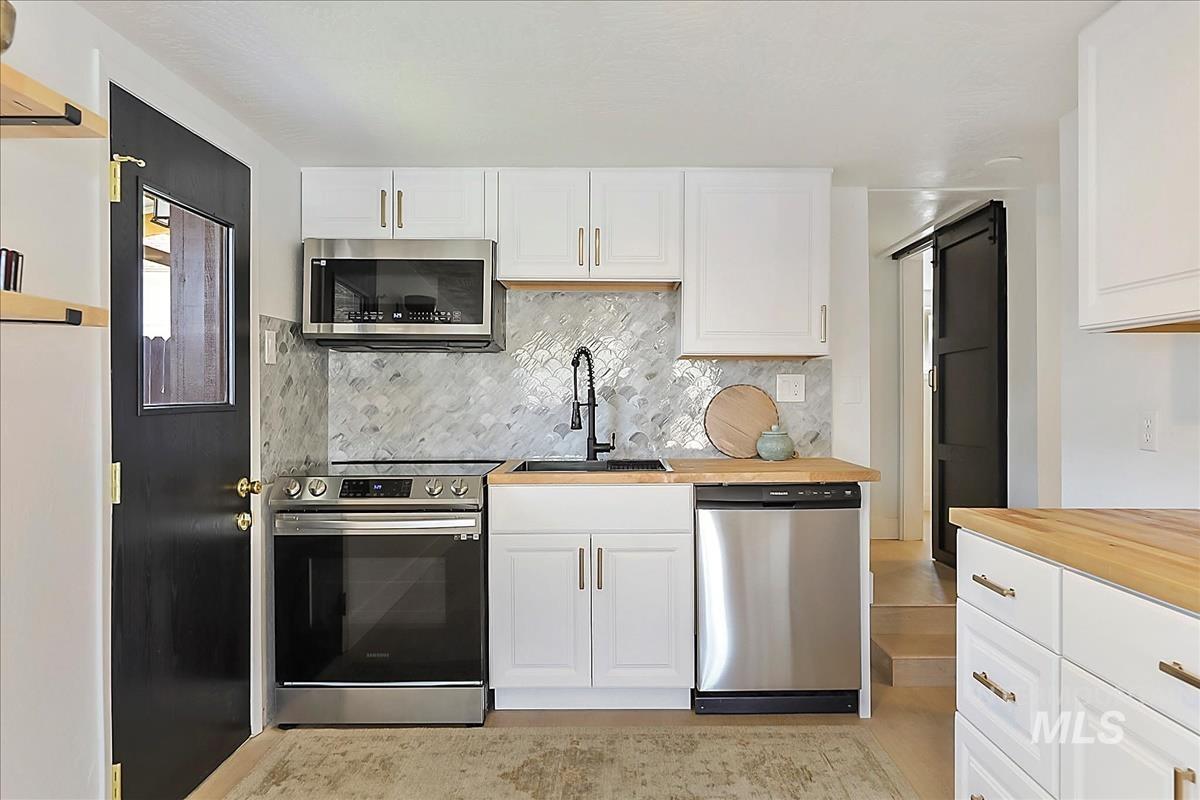 718 E Belmont St, Caldwell, Idaho 83605, 2 Bedrooms, 1 Bathroom, Residential For Sale, Price $250,000,MLS 98983434