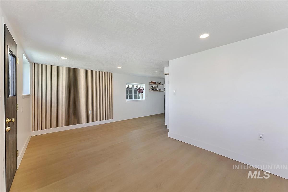 718 E Belmont St, Caldwell, Idaho 83605, 2 Bedrooms, 1 Bathroom, Residential For Sale, Price $250,000,MLS 98983434