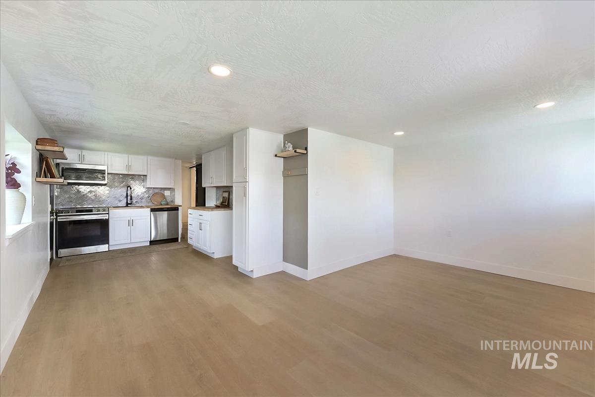 718 E Belmont St, Caldwell, Idaho 83605, 2 Bedrooms, 1 Bathroom, Residential For Sale, Price $250,000,MLS 98983434