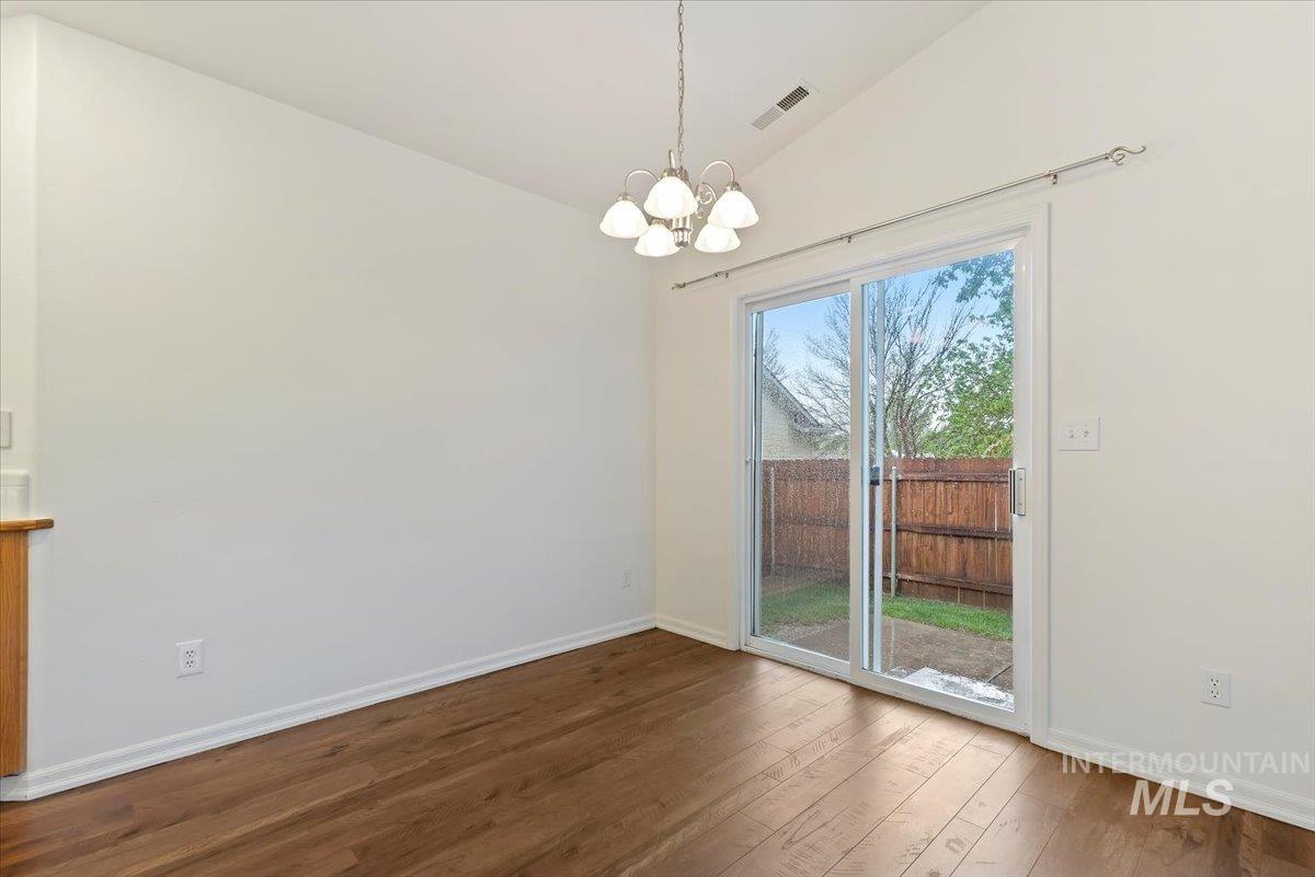 5778 S Sedum Way, Boise, Idaho 83716-7021, 3 Bedrooms, 2 Bathrooms, Residential For Sale, Price $449,950,MLS 98983435