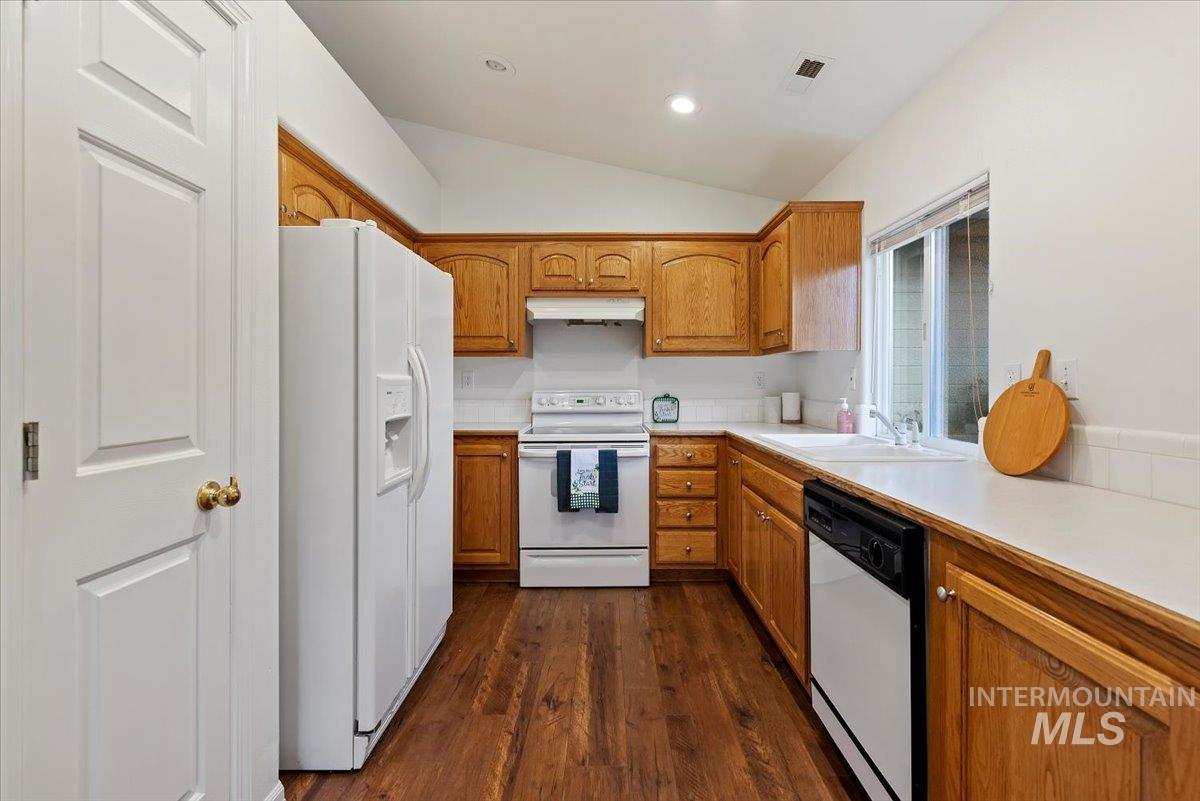 5778 S Sedum Way, Boise, Idaho 83716-7021, 3 Bedrooms, 2 Bathrooms, Residential For Sale, Price $449,950,MLS 98983435