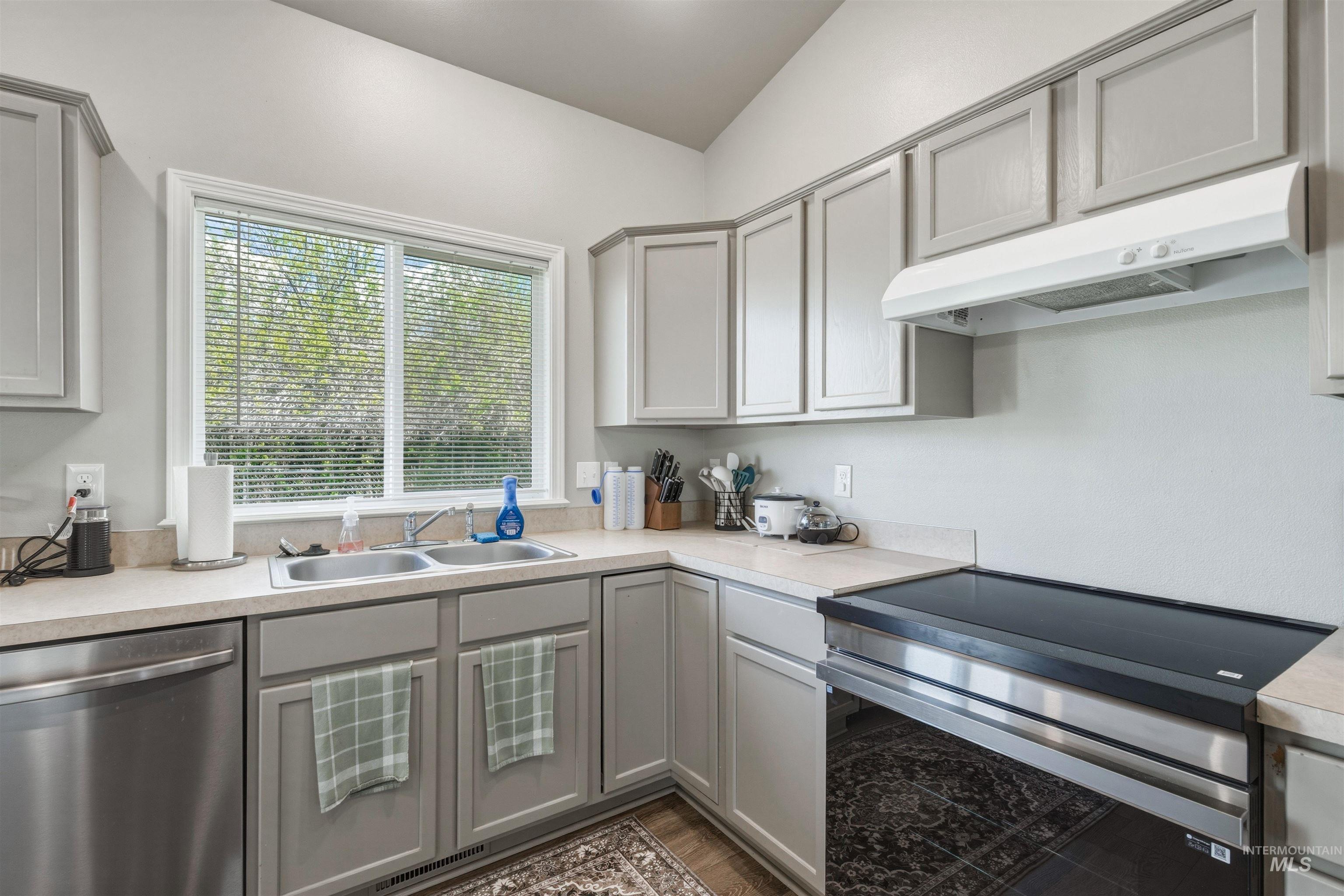 500 E Victory Rd, Meridian, Idaho 83642, 3 Bedrooms, 2 Bathrooms, Residential For Sale, Price $1,350,000,MLS 98983436