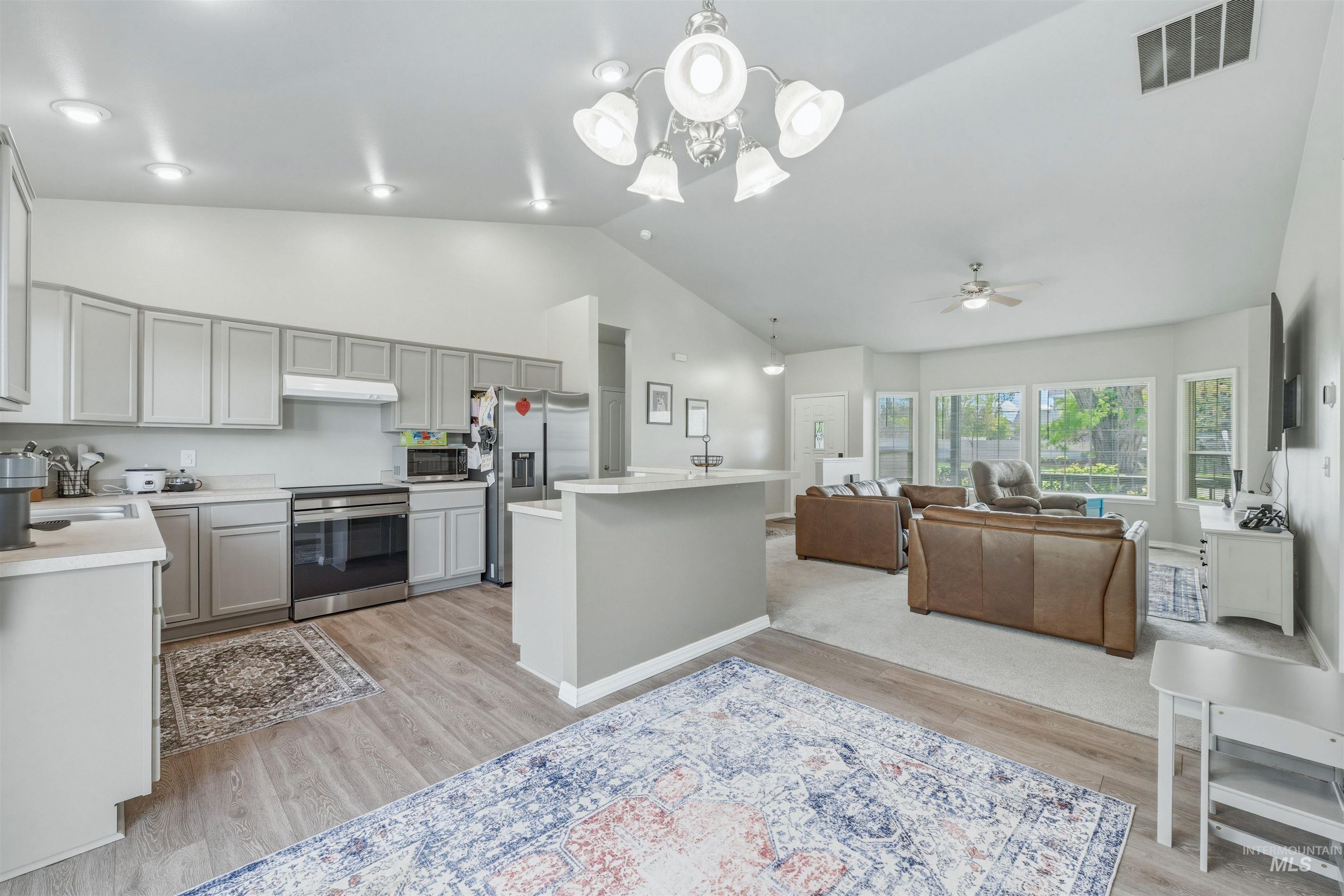 500 E Victory Rd, Meridian, Idaho 83642, 3 Bedrooms, 2 Bathrooms, Residential For Sale, Price $1,350,000,MLS 98983436