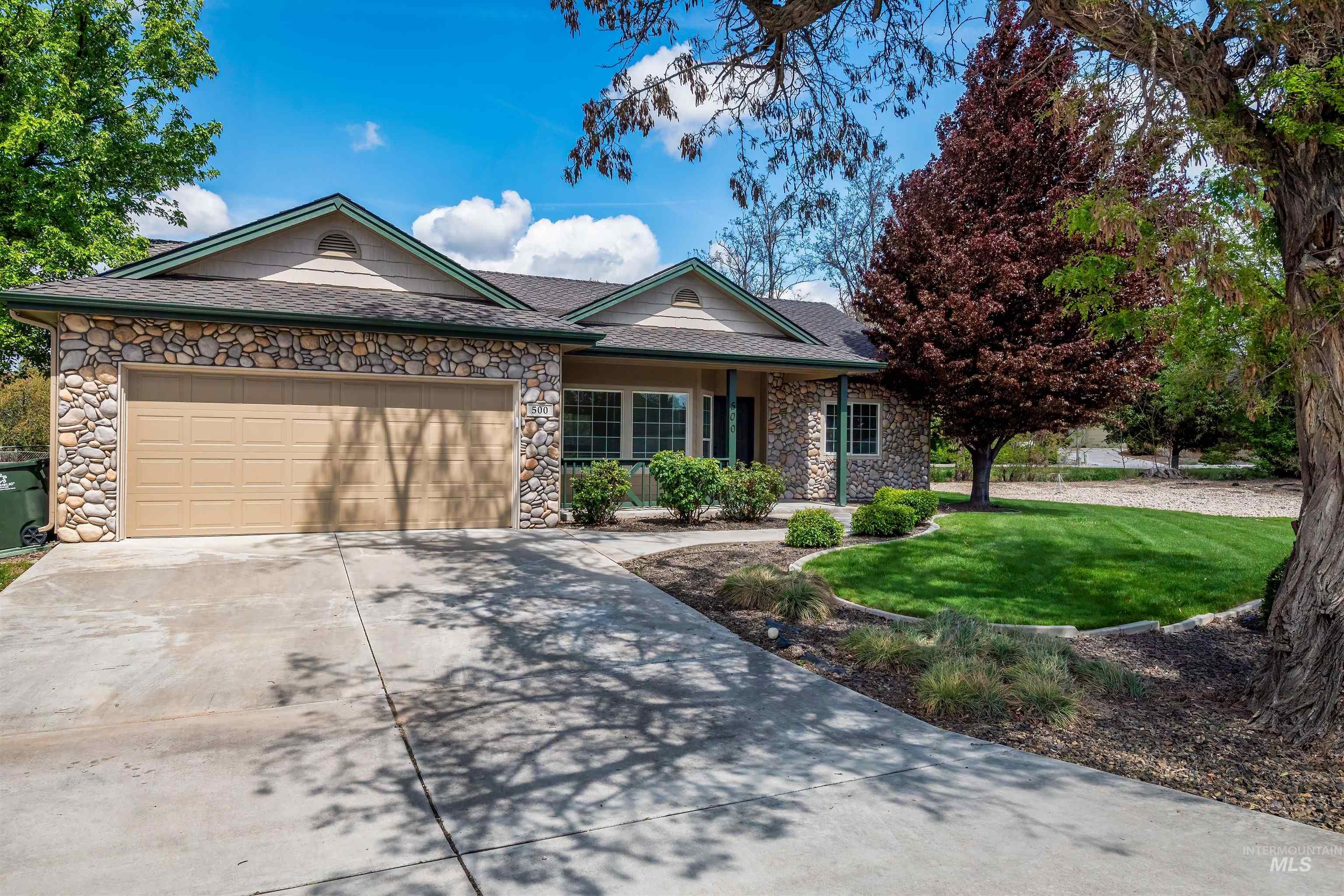 500 E Victory Rd, Meridian, Idaho 83642, 3 Bedrooms, 2 Bathrooms, Residential For Sale, Price $1,350,000,MLS 98983436