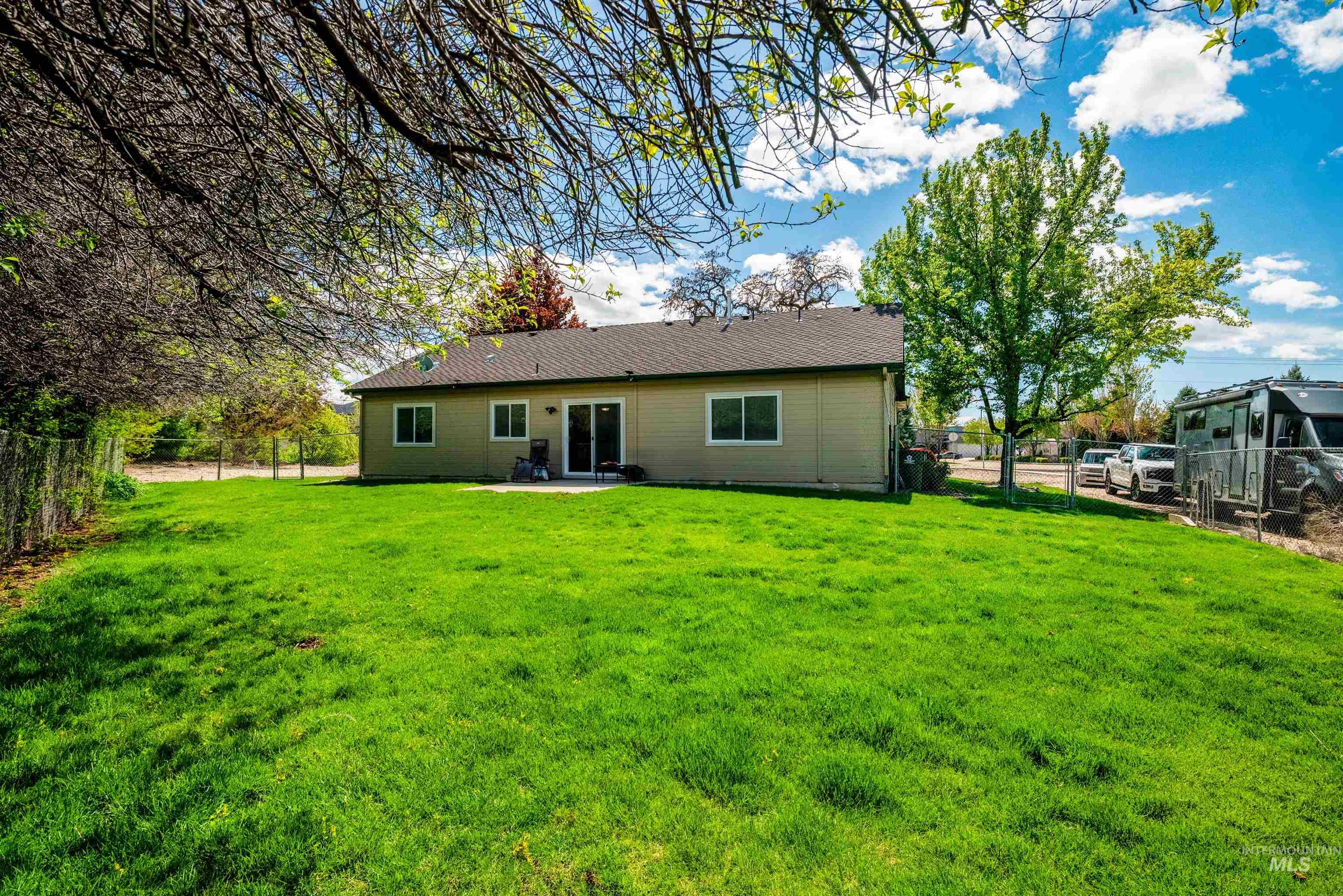500 E Victory Rd, Meridian, Idaho 83642, 3 Bedrooms, 2 Bathrooms, Residential For Sale, Price $1,350,000,MLS 98983436