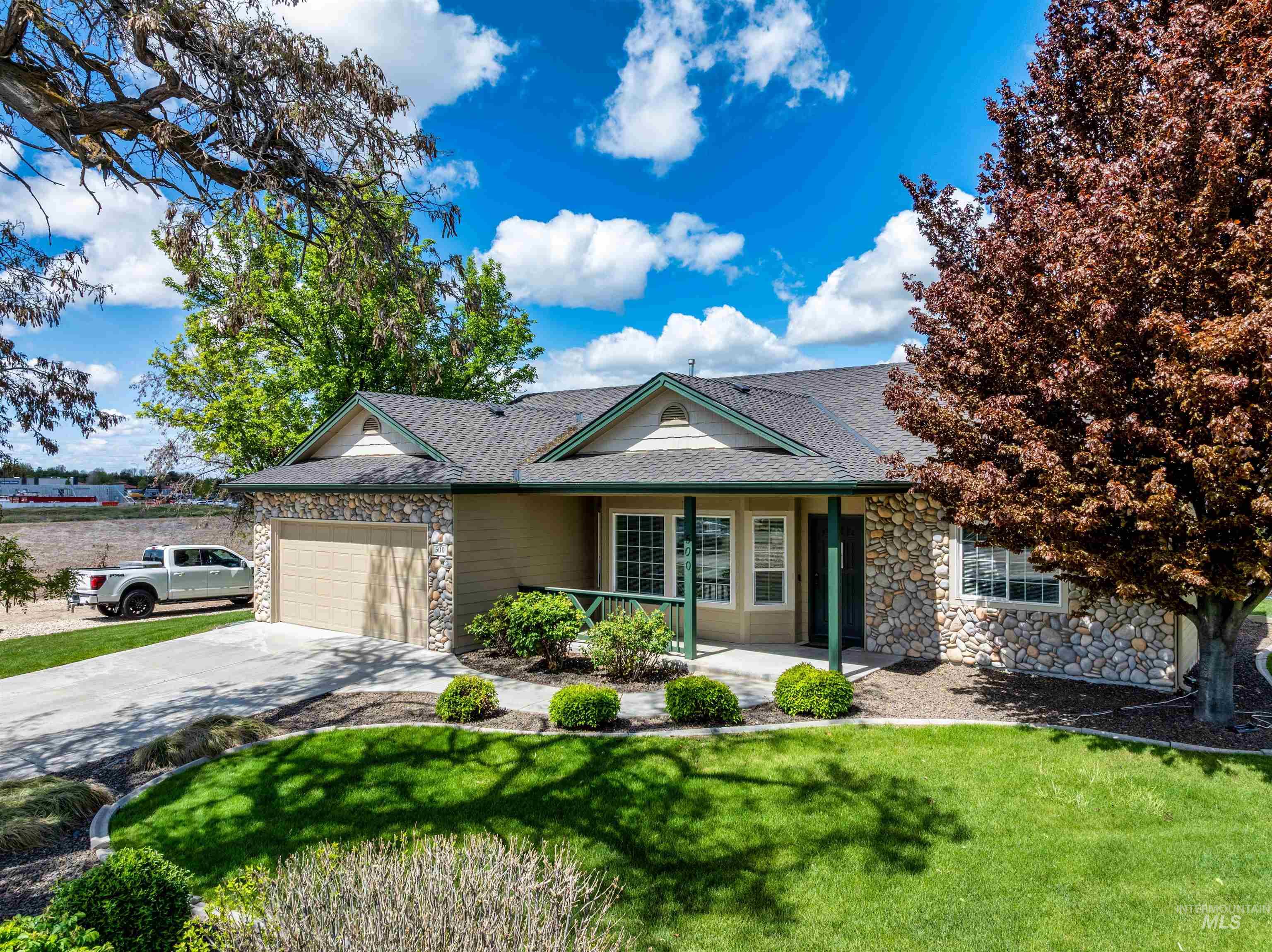 500 E Victory Rd, Meridian, Idaho 83642, 3 Bedrooms, 2 Bathrooms, Residential For Sale, Price $1,350,000,MLS 98983436