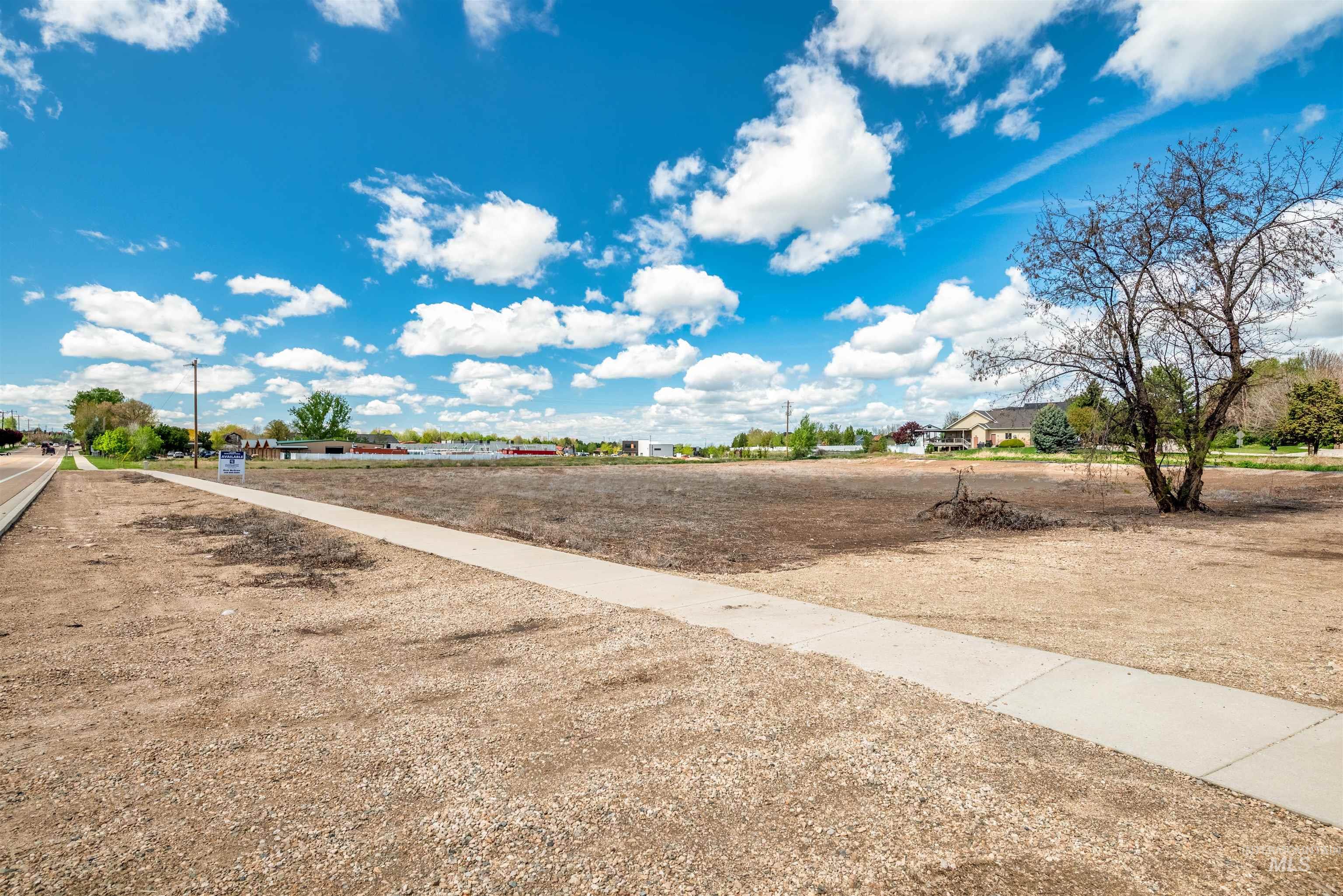 500 E Victory Rd, Meridian, Idaho 83642, 3 Bedrooms, 2 Bathrooms, Residential For Sale, Price $1,350,000,MLS 98983436