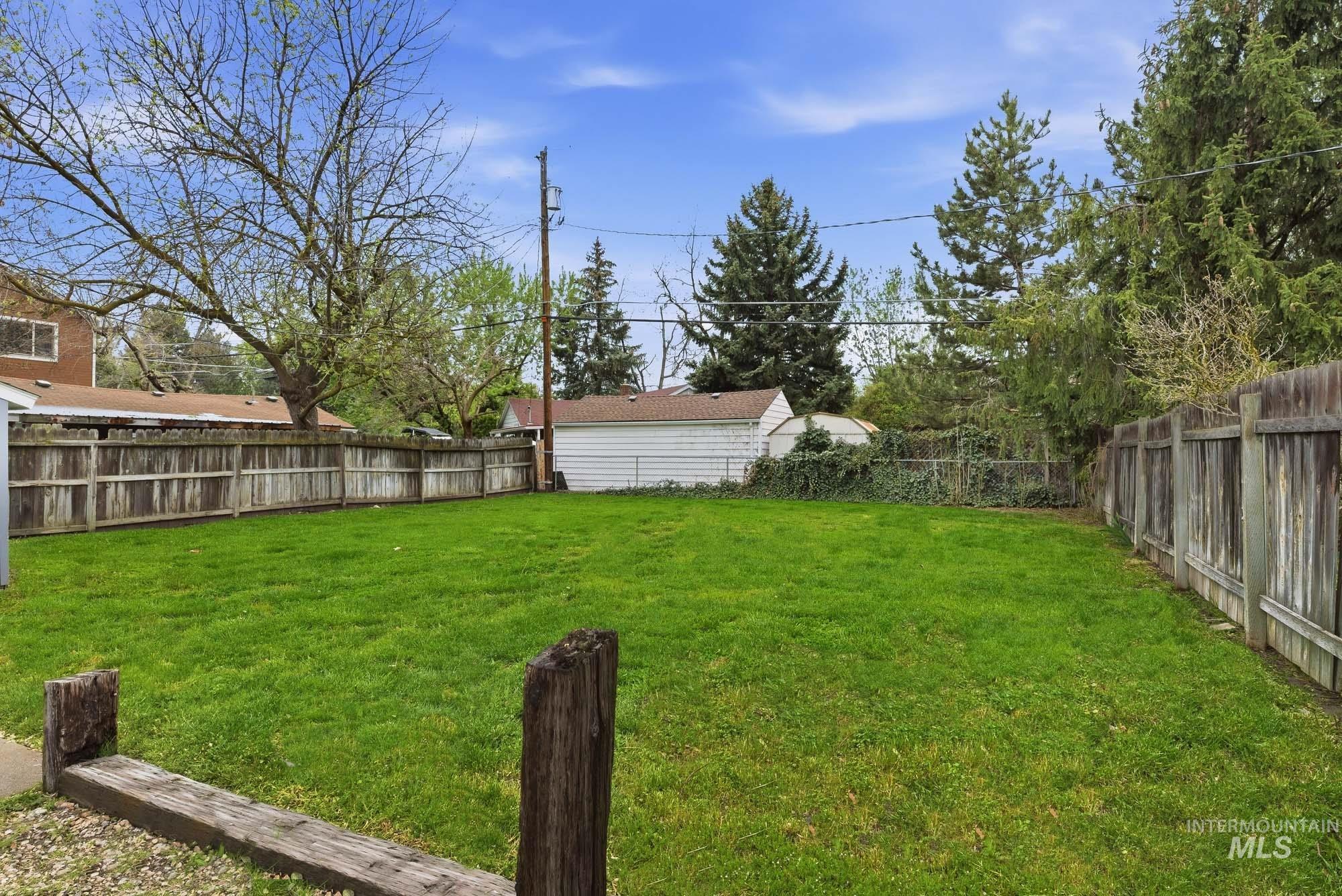 2815 W Moore, Boise, Idaho 83702, 1 Bedroom, 1 Bathroom, Residential Income For Sale, Price $499,900, 98983439