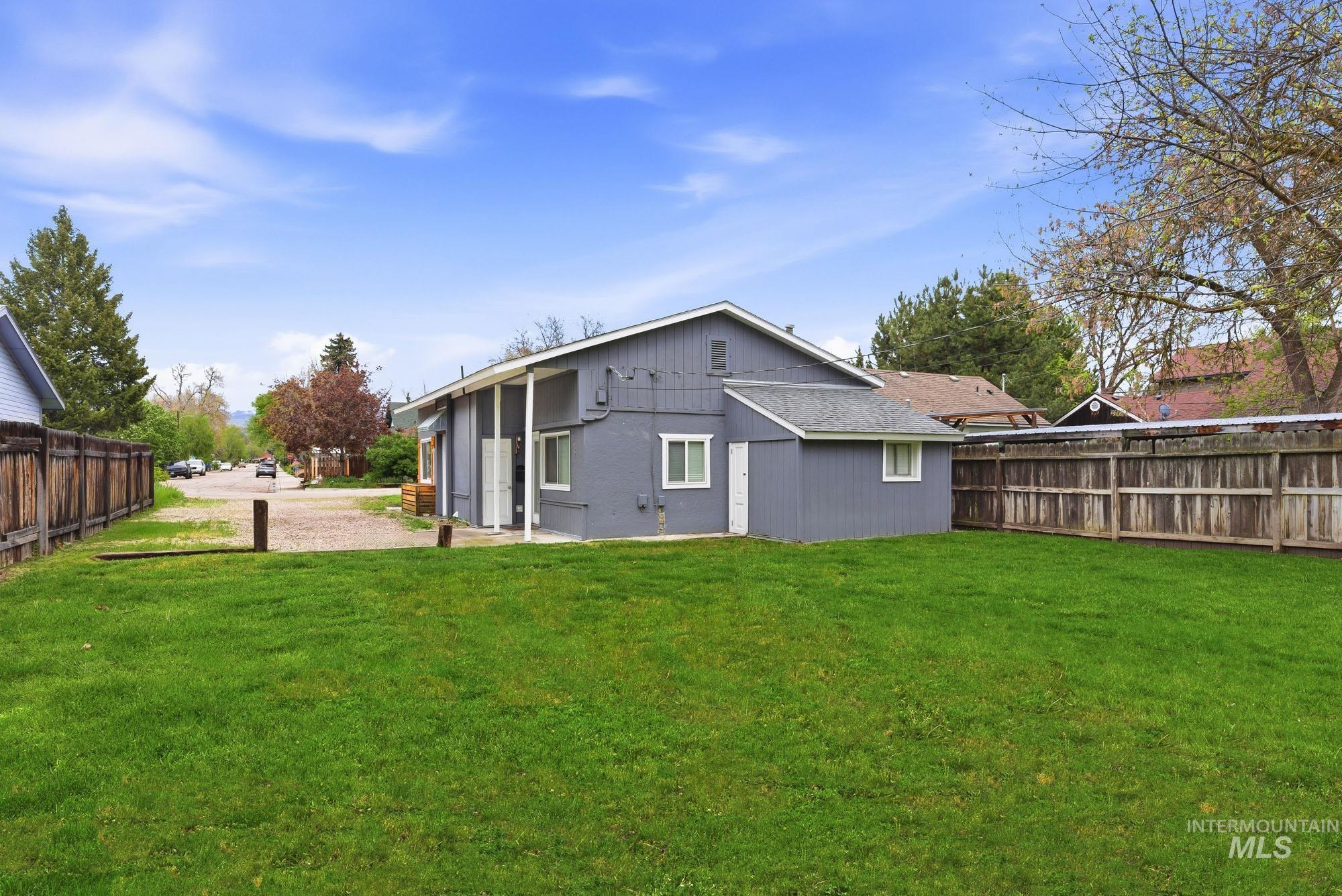 2815 W Moore, Boise, Idaho 83702, 1 Bedroom, 1 Bathroom, Residential Income For Sale, Price $499,900, 98983439