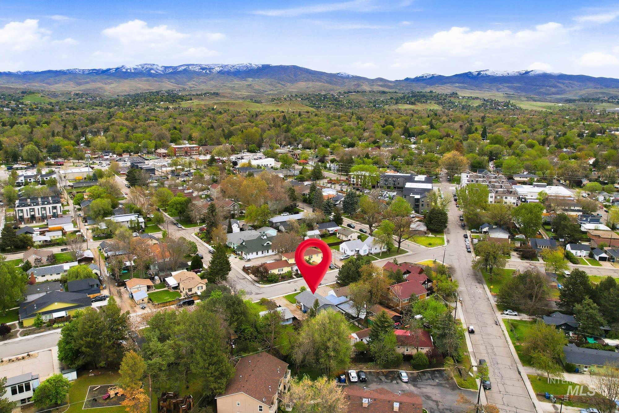 2815 W Moore, Boise, Idaho 83702, 1 Bedroom, 1 Bathroom, Residential Income For Sale, Price $499,900, 98983439