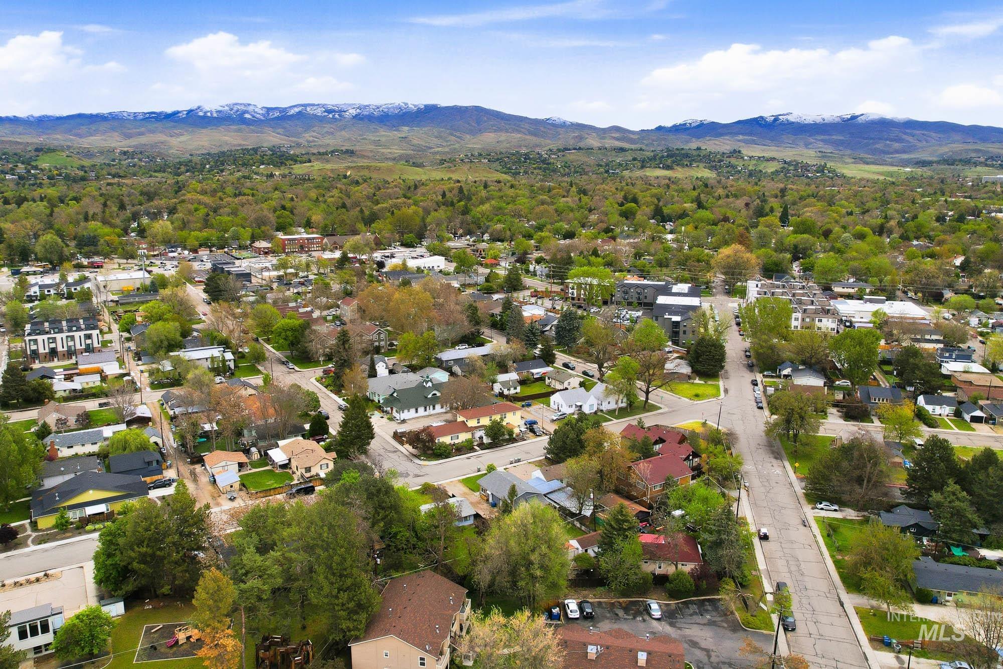 2815 W Moore, Boise, Idaho 83702, 1 Bedroom, 1 Bathroom, Residential Income For Sale, Price $499,900, 98983439