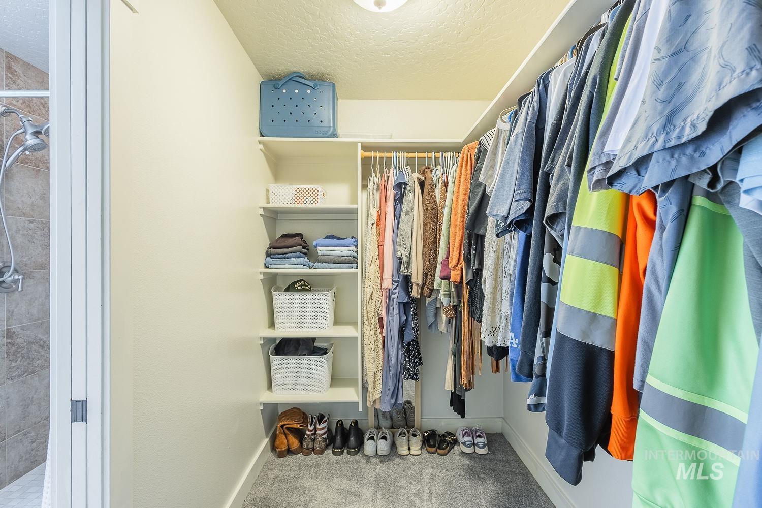 9095 W Dalton Place, Boise, Idaho 83704, 4 Bedrooms, 2.5 Bathrooms, Residential For Sale, Price $579,900,MLS 98983444