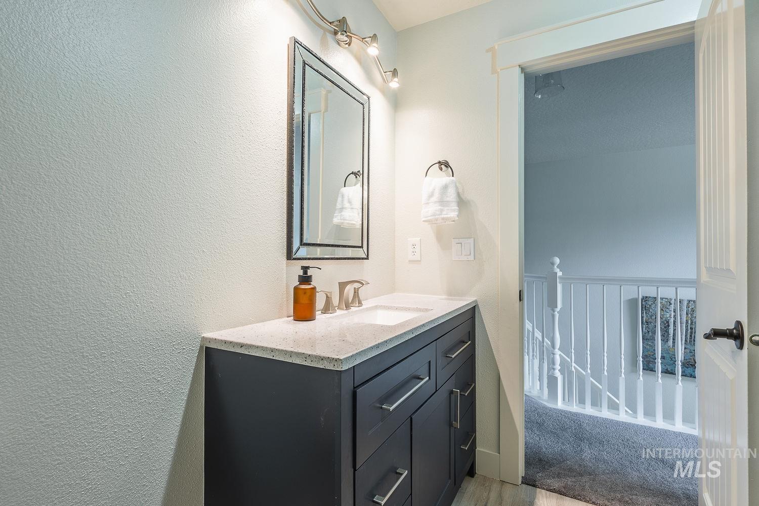 9095 W Dalton Place, Boise, Idaho 83704, 4 Bedrooms, 2.5 Bathrooms, Residential For Sale, Price $579,900,MLS 98983444