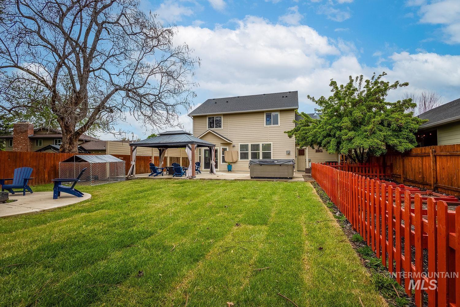 9095 W Dalton Place, Boise, Idaho 83704, 4 Bedrooms, 2.5 Bathrooms, Residential For Sale, Price $579,900,MLS 98983444