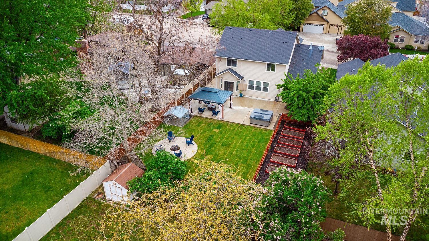 9095 W Dalton Place, Boise, Idaho 83704, 4 Bedrooms, 2.5 Bathrooms, Residential For Sale, Price $579,900,MLS 98983444