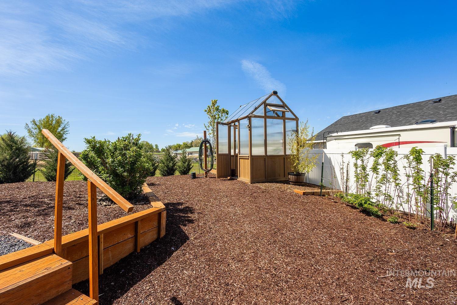 2380 Vista Ave., Payette, Idaho 83661, 3 Bedrooms, 2 Bathrooms, Residential For Sale, Price $429,900,MLS 98983445