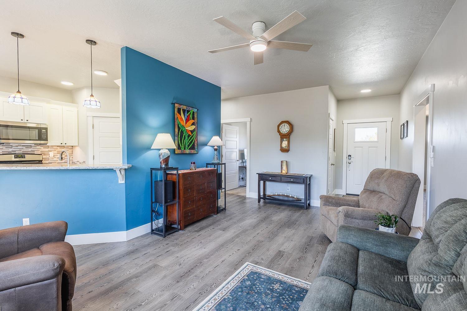 2380 Vista Ave., Payette, Idaho 83661, 3 Bedrooms, 2 Bathrooms, Residential For Sale, Price $429,900,MLS 98983445