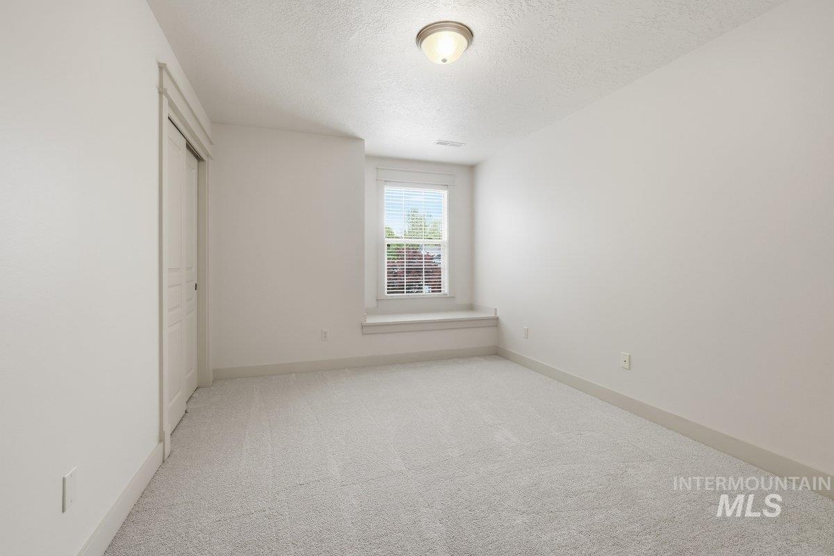 918 N Caledonia Place, Eagle, Idaho 83616, 4 Bedrooms, 2.5 Bathrooms, Residential For Sale, Price $879,900, 98983447