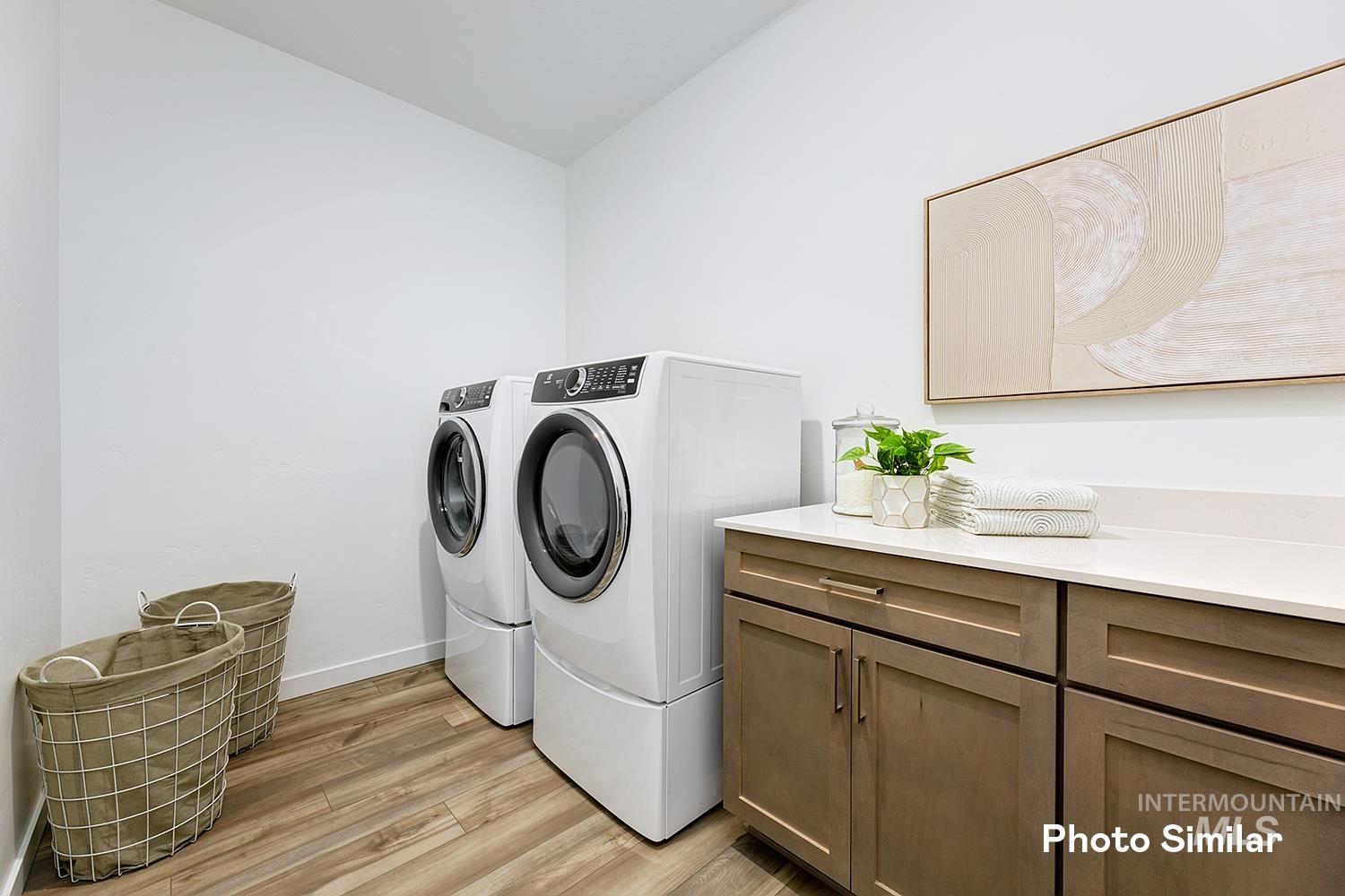 4512 Portofino Way, Caldwell, Idaho 83607, 3 Bedrooms, 2 Bathrooms, Residential For Sale, Price $461,900,MLS 98983448