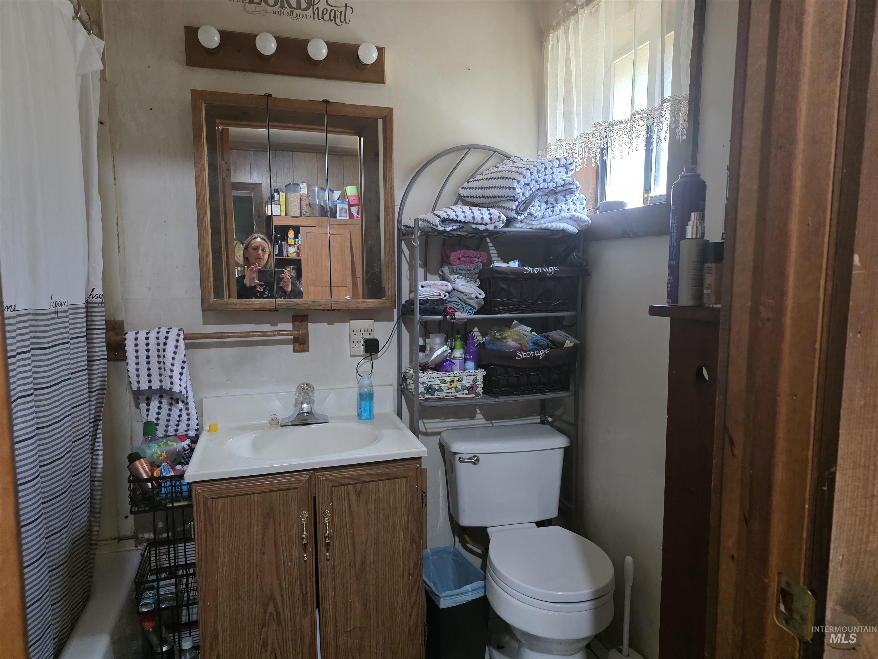 1780 Forsman Avenue, Orofino, Idaho 83544, 3 Bedrooms, 2 Bathrooms, Residential For Sale, Price $225,000,MLS 98983449