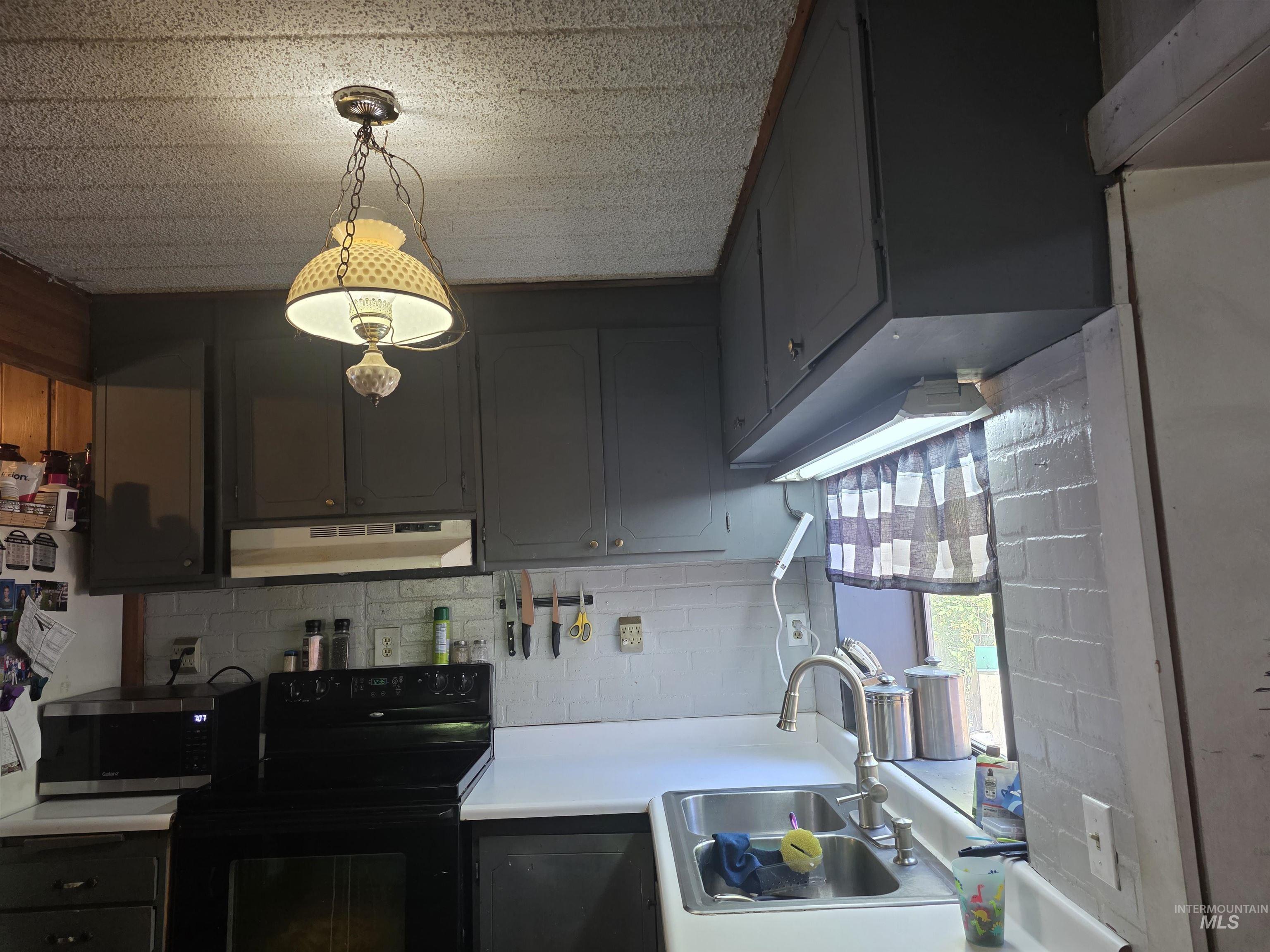 1780 Forsman Avenue, Orofino, Idaho 83544, 3 Bedrooms, 2 Bathrooms, Residential For Sale, Price $225,000,MLS 98983449