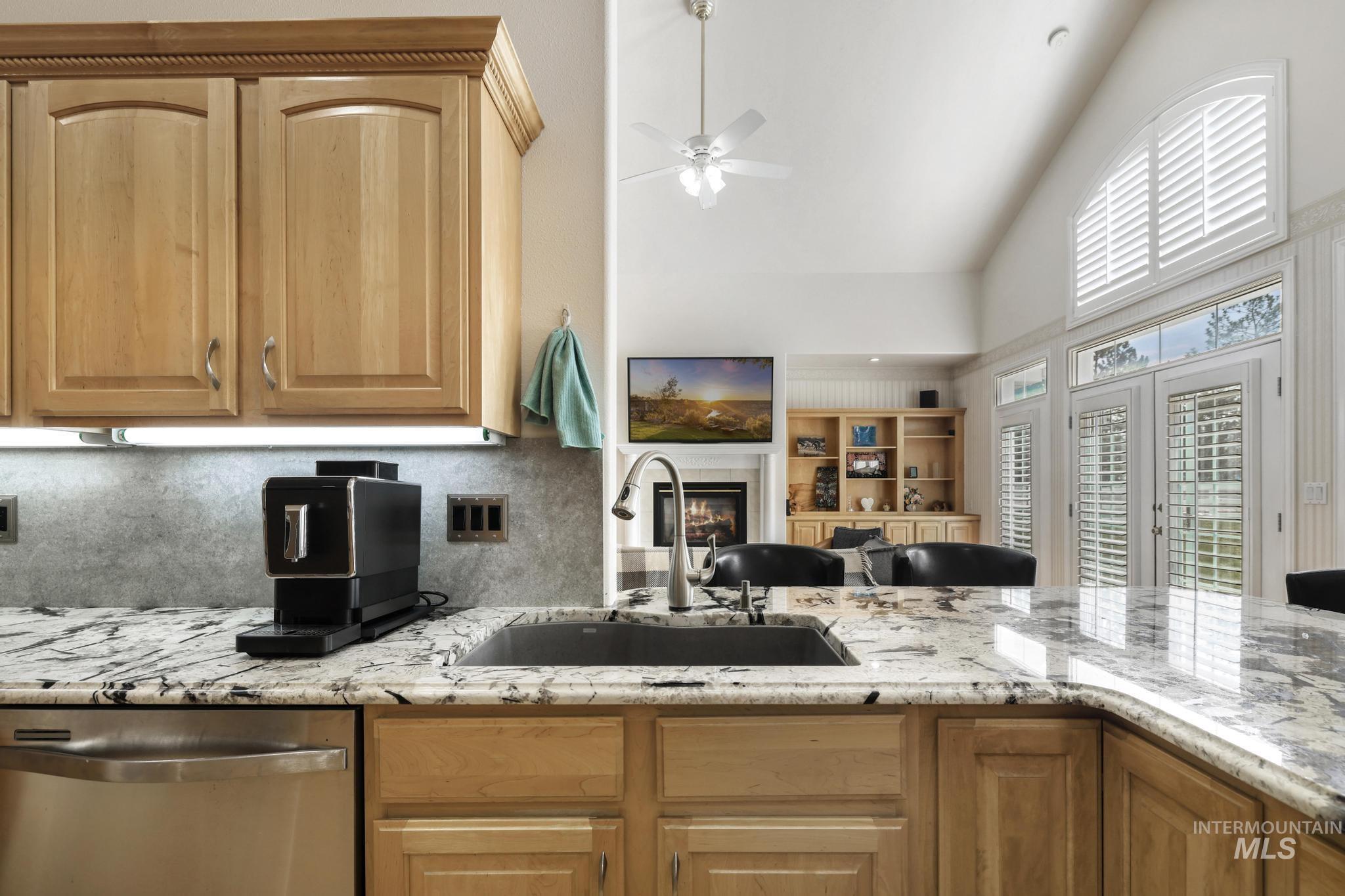 2506 E 3707 N, Twin Falls, Idaho 83301, 3 Bedrooms, 3 Bathrooms, Residential For Sale, Price $639,900,MLS 98983451