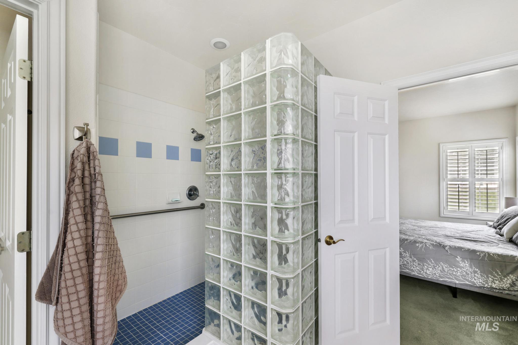 2506 E 3707 N, Twin Falls, Idaho 83301, 3 Bedrooms, 3 Bathrooms, Residential For Sale, Price $639,900,MLS 98983451