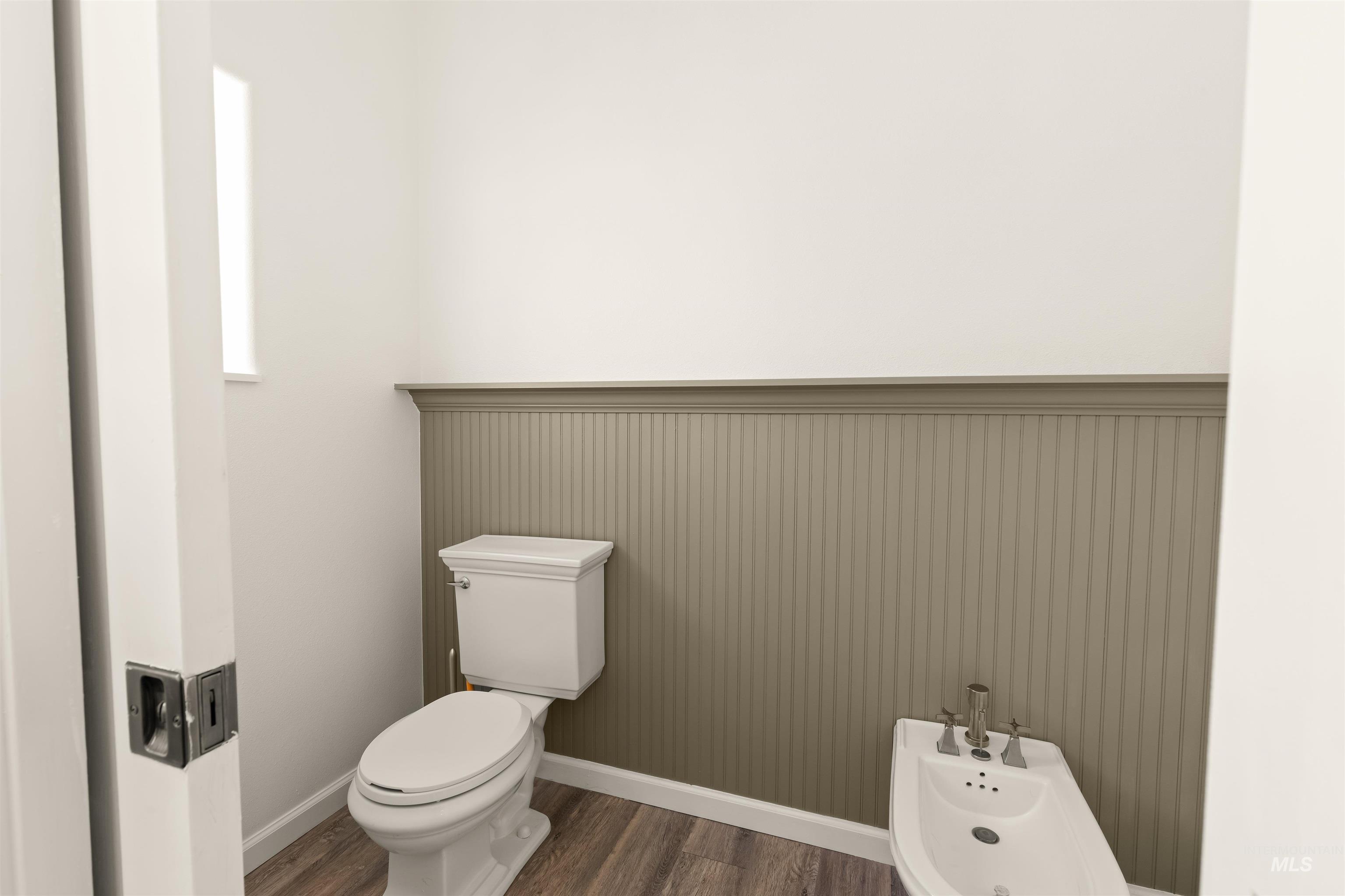 2940 Dove Place, Clarkston, Washington 99403, 3 Bedrooms, 4 Bathrooms, Residential For Sale, Price $899,999, 98983452