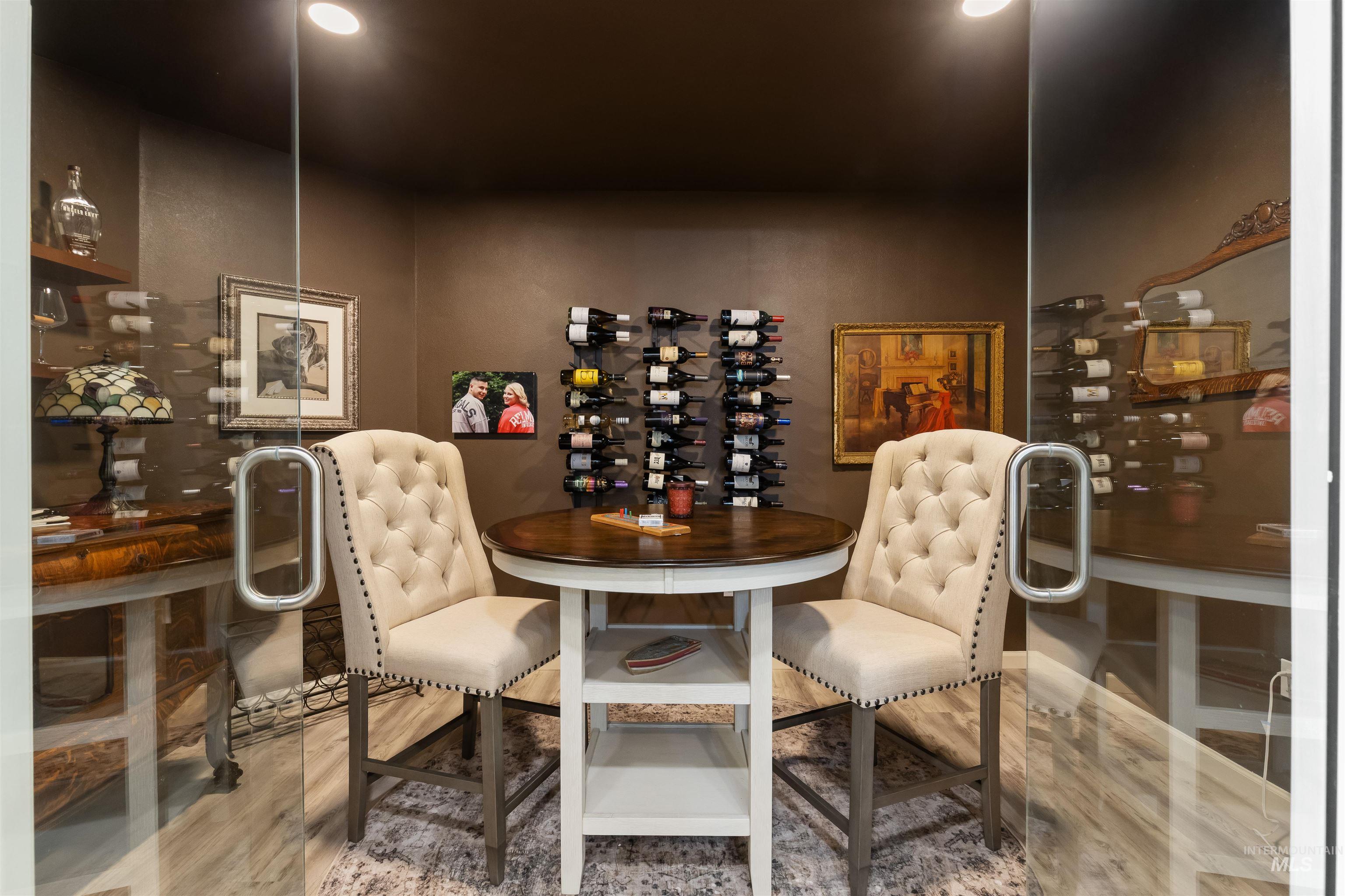 2940 Dove Place, Clarkston, Washington 99403, 3 Bedrooms, 4 Bathrooms, Residential For Sale, Price $899,999, 98983452