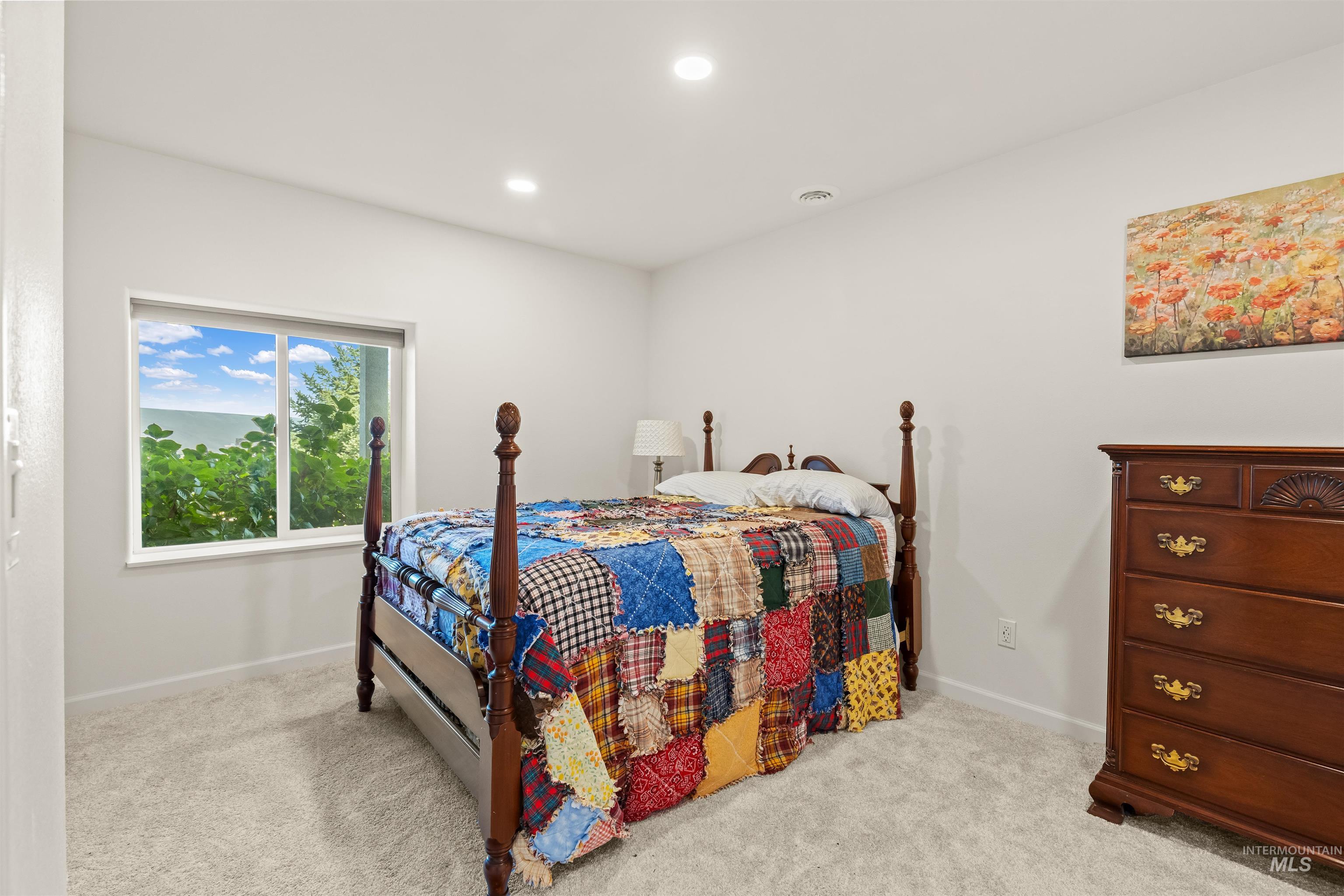 2940 Dove Place, Clarkston, Washington 99403, 3 Bedrooms, 4 Bathrooms, Residential For Sale, Price $899,999, 98983452