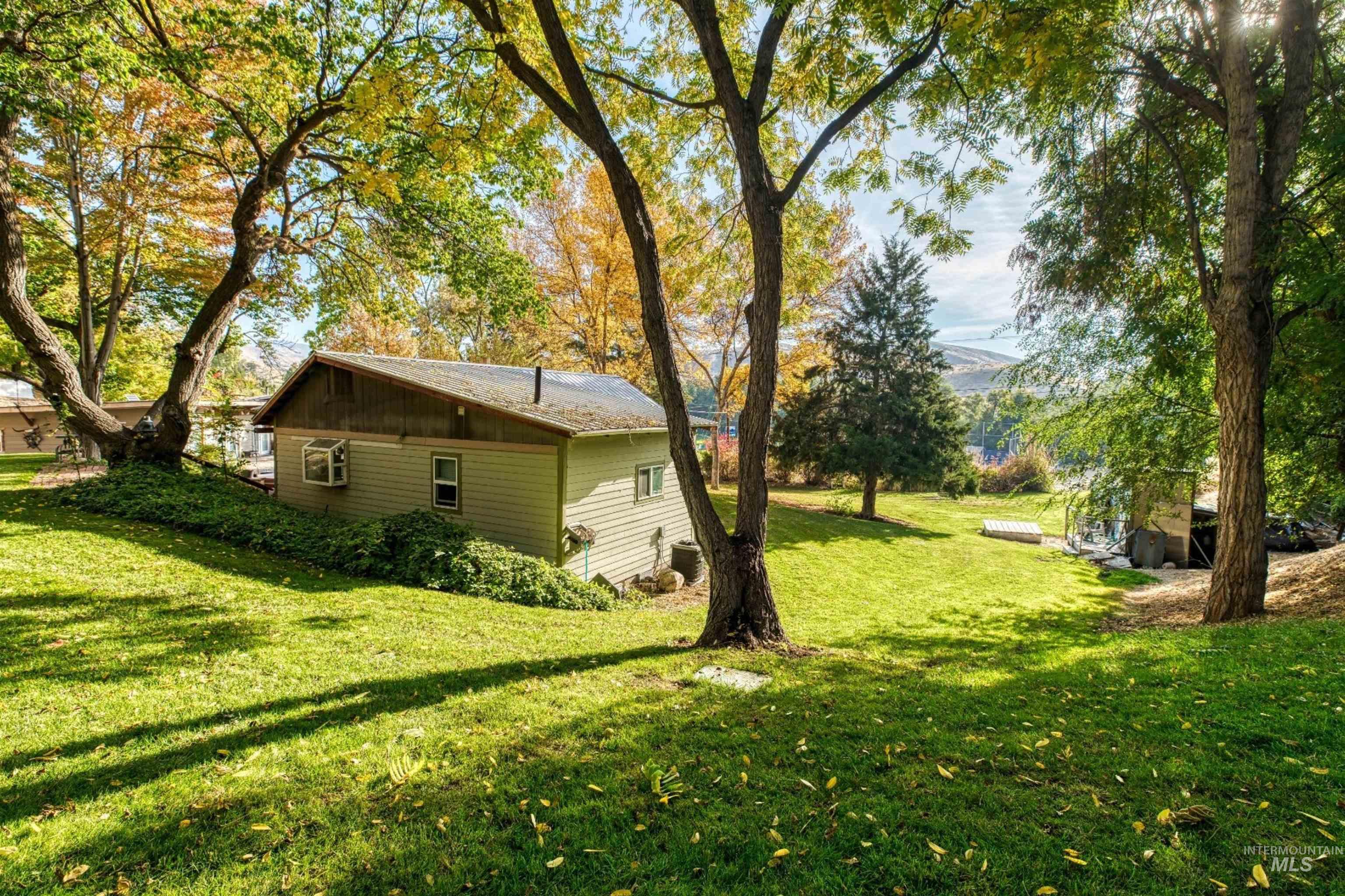 4125 N 36th Street, Boise, Idaho 83703, 2 Bedrooms, 1 Bathroom, Residential For Sale, Price $976,000, 98983453