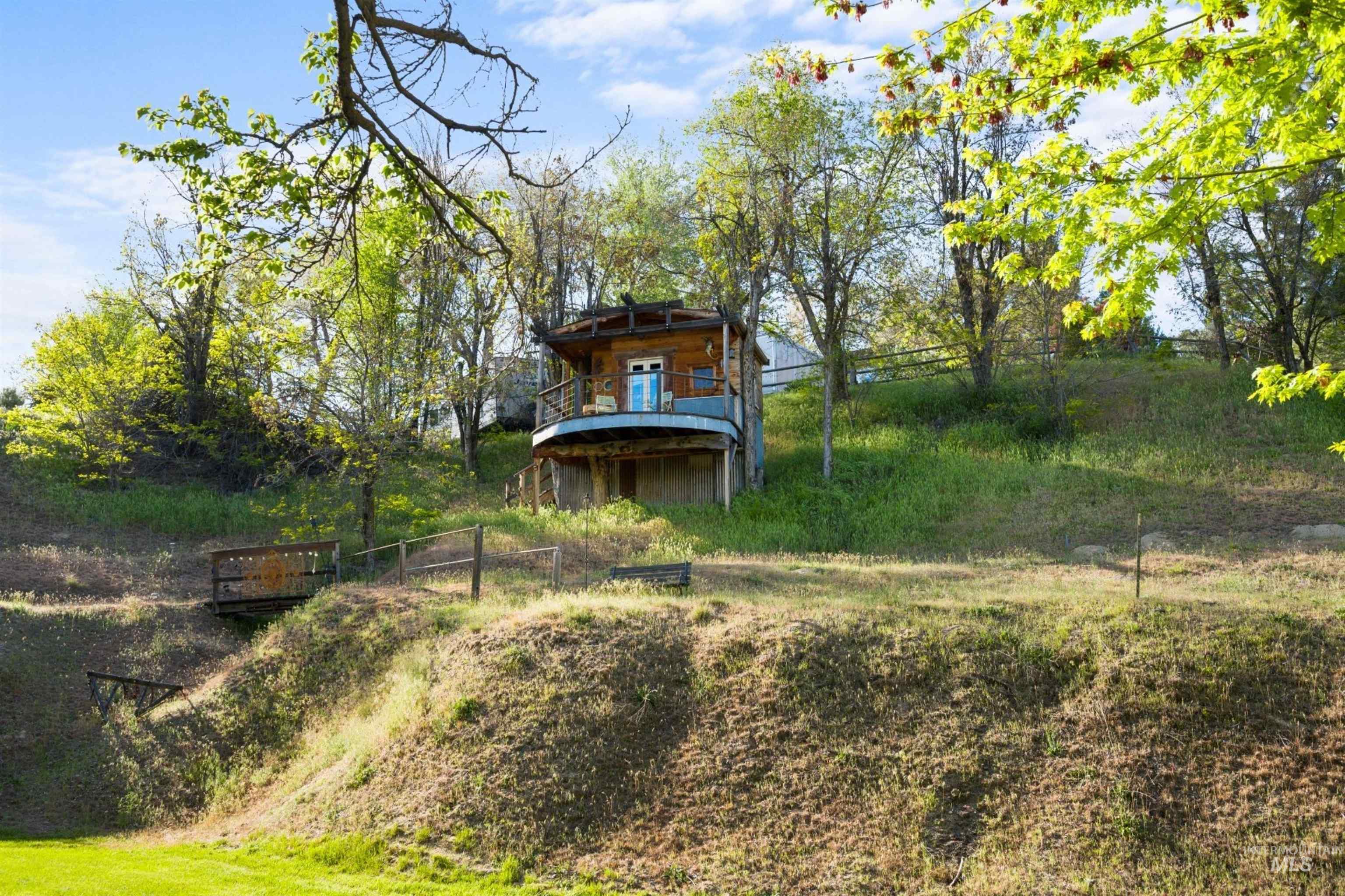 4125 N 36th Street, Boise, Idaho 83703, 2 Bedrooms, 1 Bathroom, Residential For Sale, Price $976,000, 98983453