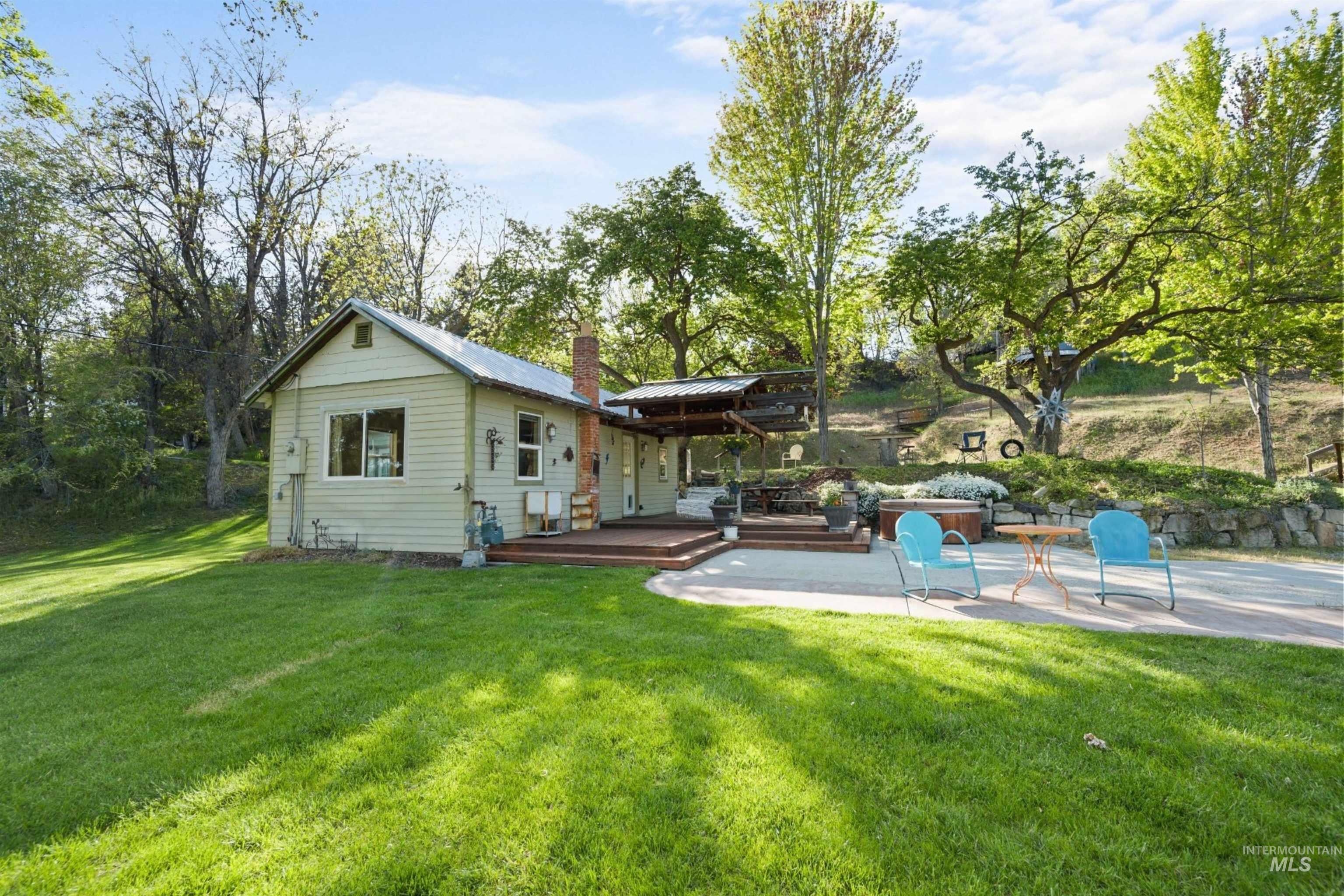 4125 N 36th Street, Boise, Idaho 83703, 2 Bedrooms, 1 Bathroom, Residential For Sale, Price $976,000, 98983453