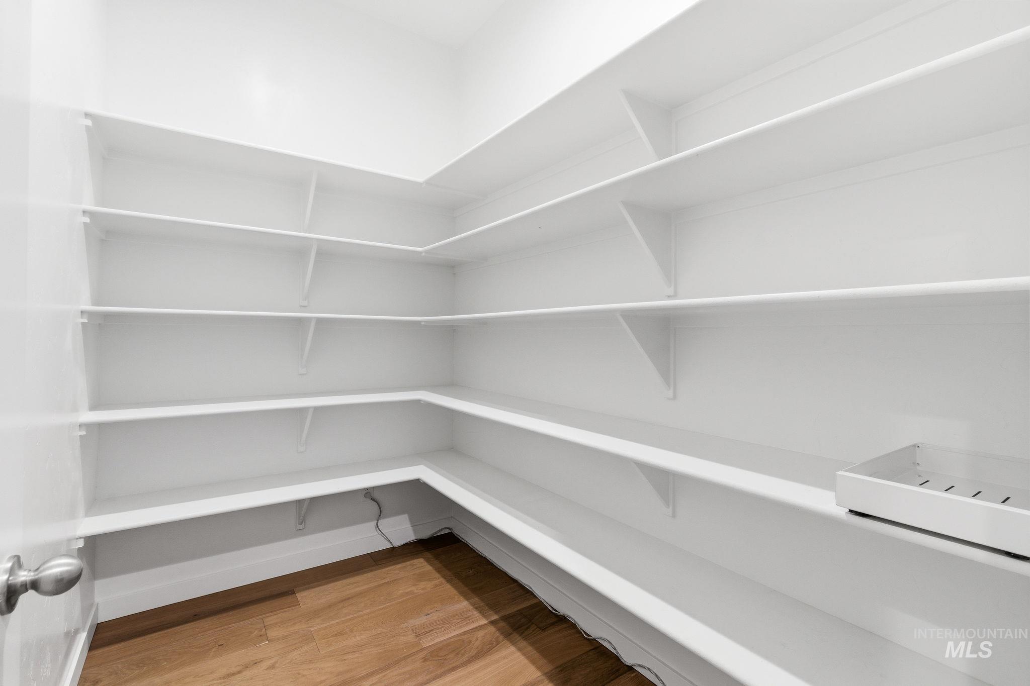 8739 W Pickett Creek St, Star, Idaho 83669, 2 Bedrooms, 2.5 Bathrooms, Residential For Sale, Price $675,000,MLS 98983455