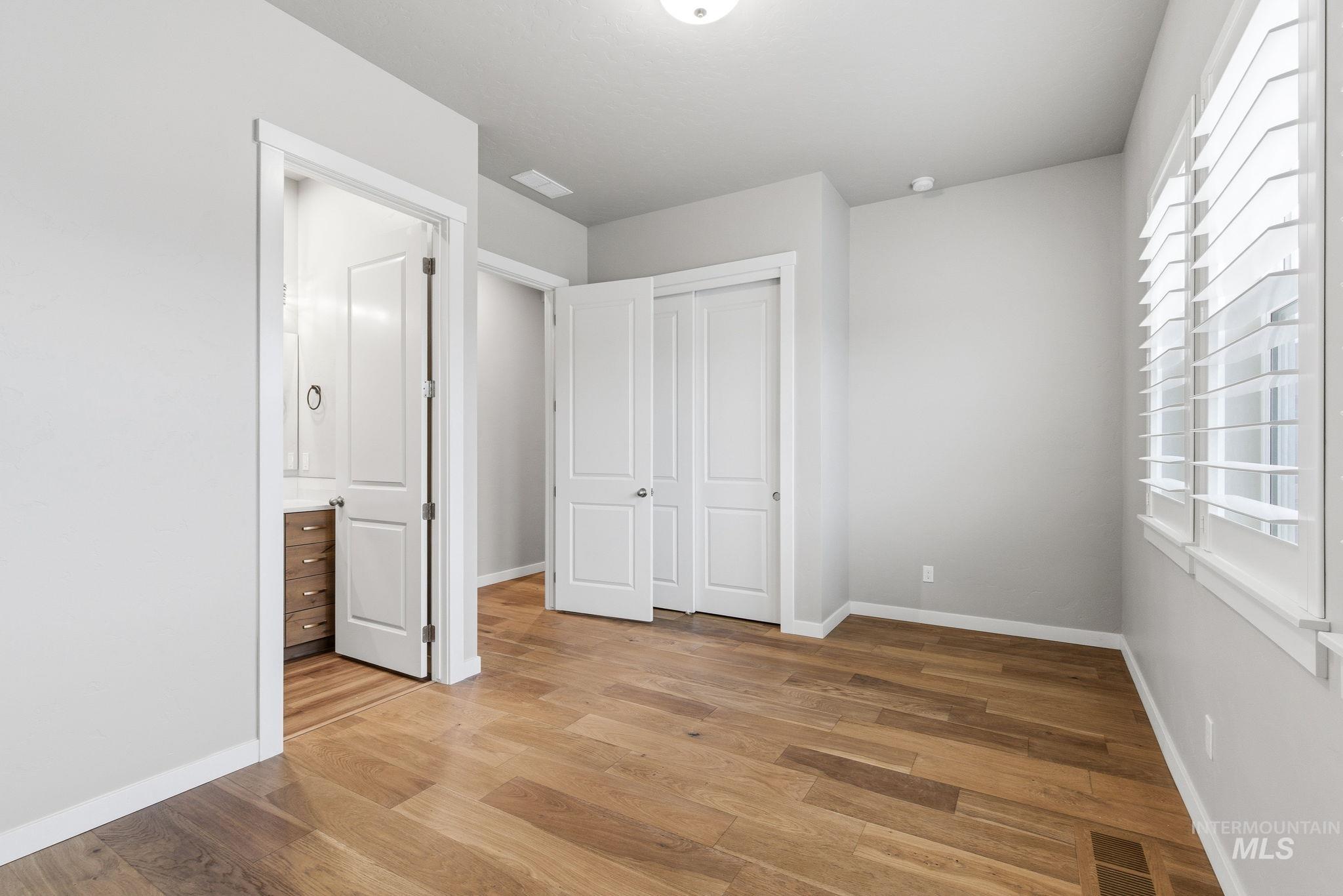 8739 W Pickett Creek St, Star, Idaho 83669, 2 Bedrooms, 2.5 Bathrooms, Residential For Sale, Price $675,000,MLS 98983455