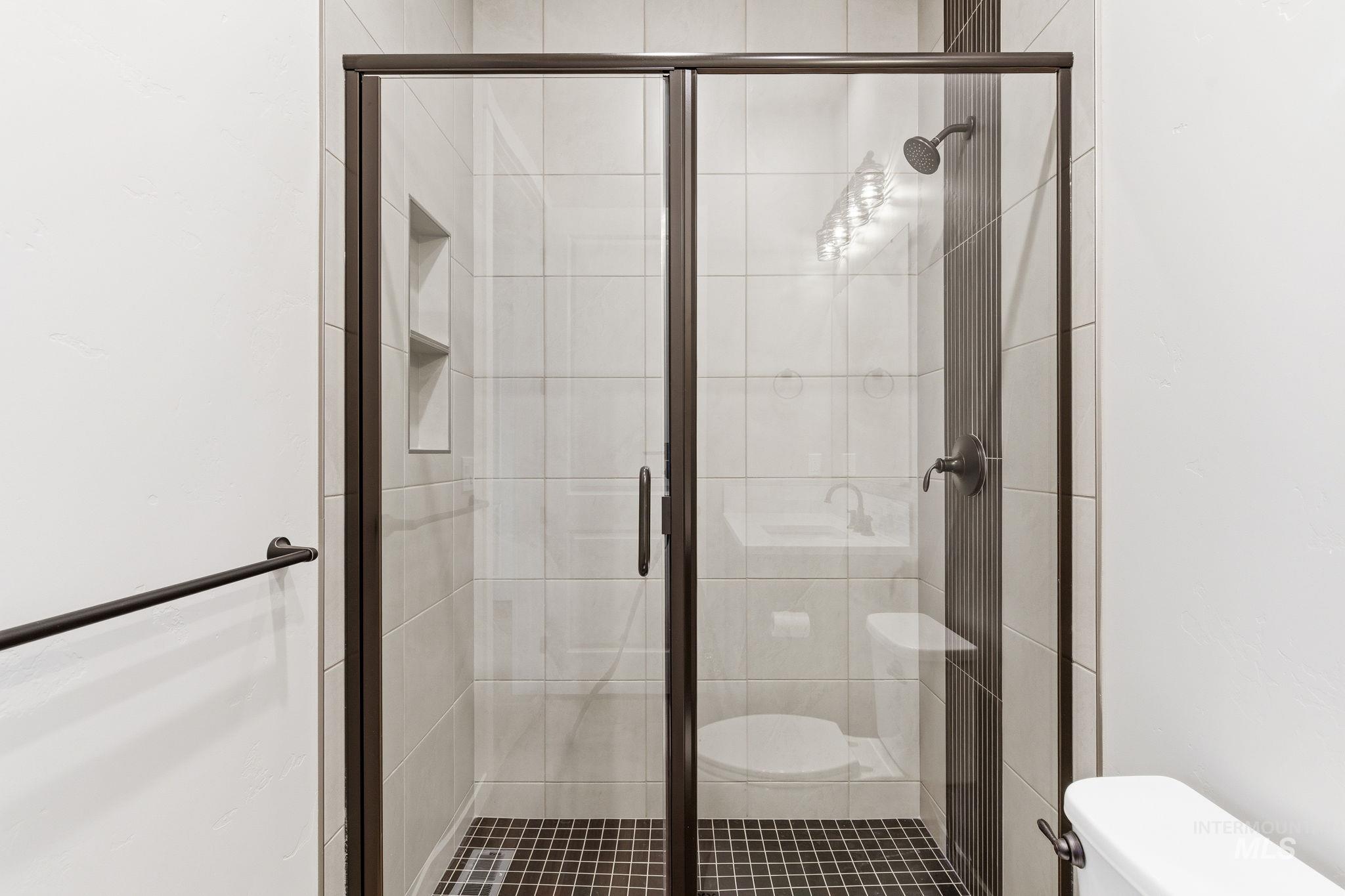 8739 W Pickett Creek St, Star, Idaho 83669, 2 Bedrooms, 2.5 Bathrooms, Residential For Sale, Price $675,000,MLS 98983455