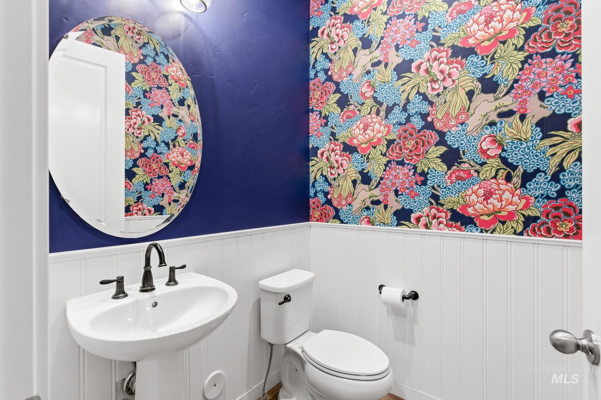 8739 W Pickett Creek St, Star, Idaho 83669, 2 Bedrooms, 2.5 Bathrooms, Residential For Sale, Price $675,000,MLS 98983455