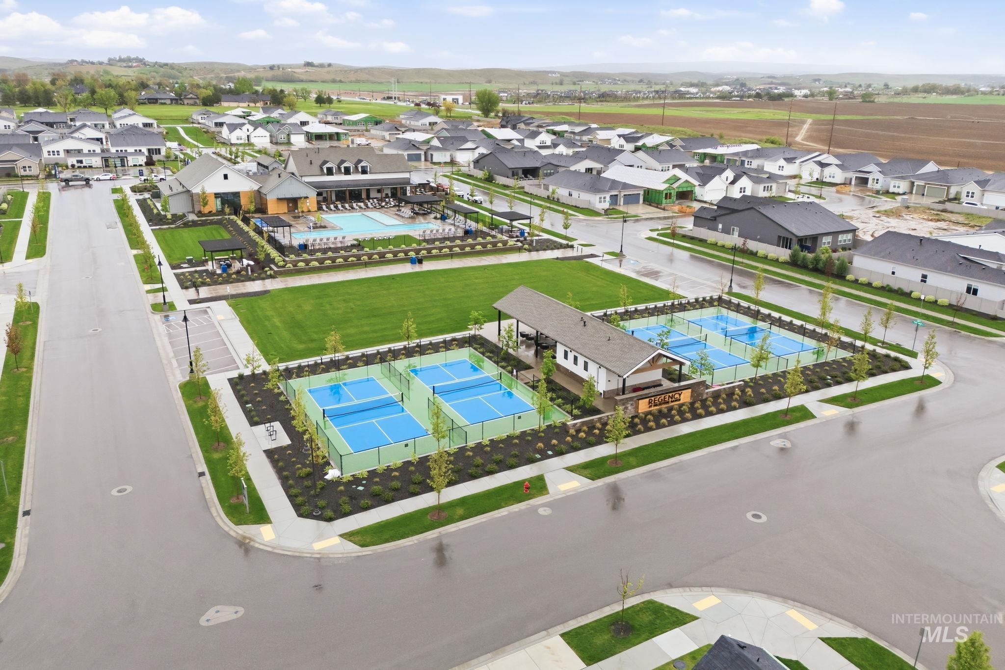 8739 W Pickett Creek St, Star, Idaho 83669, 2 Bedrooms, 2.5 Bathrooms, Residential For Sale, Price $675,000,MLS 98983455