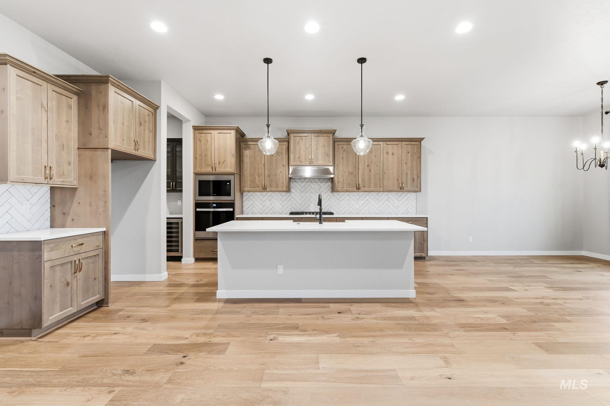 8739 W Pickett Creek St, Star, Idaho 83669, 2 Bedrooms, 2.5 Bathrooms, Residential For Sale, Price $675,000,MLS 98983455