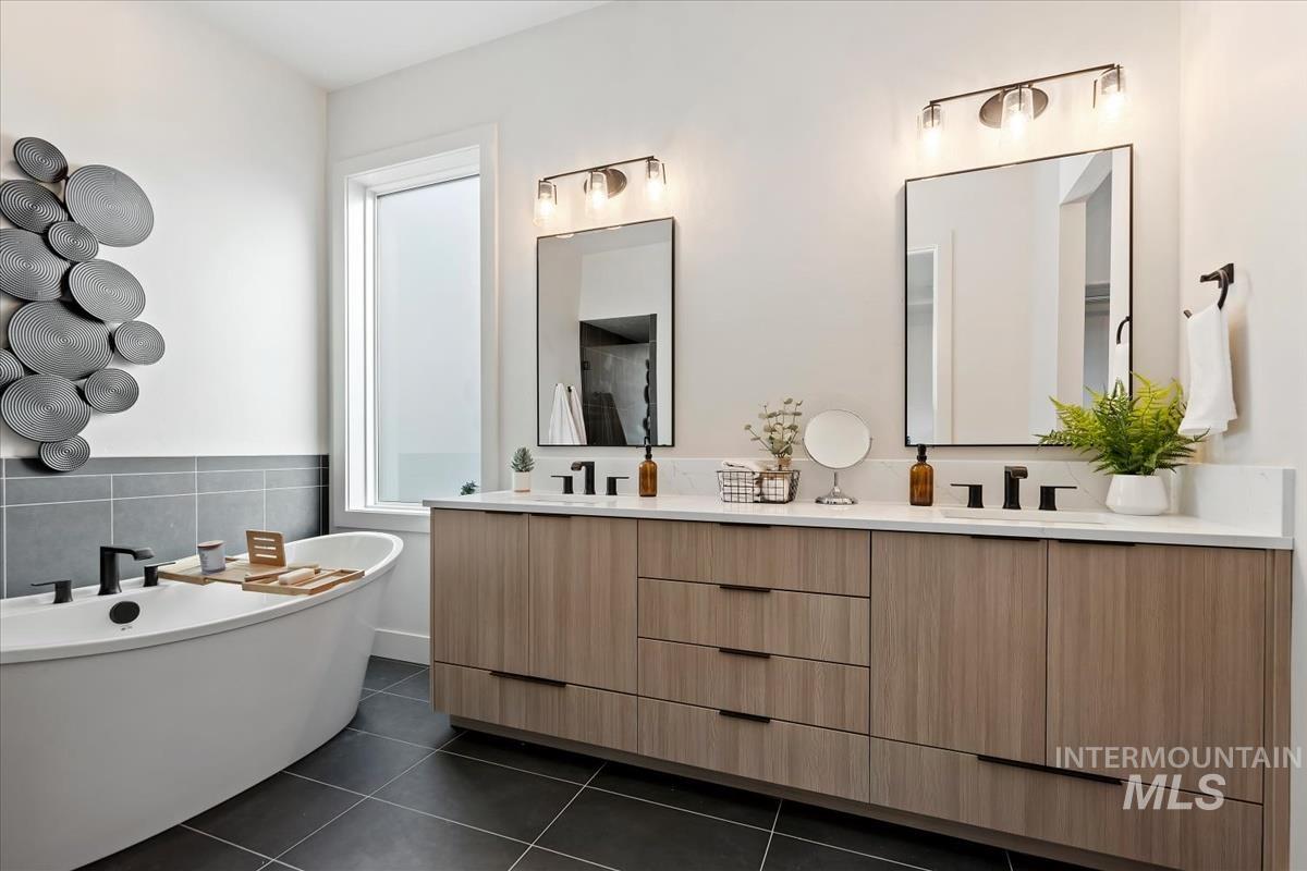 7689 W Lookout View St, Meridian, Idaho 83646, 3 Bedrooms, 2.5 Bathrooms, Residential For Sale, Price $899,900,MLS 98983456