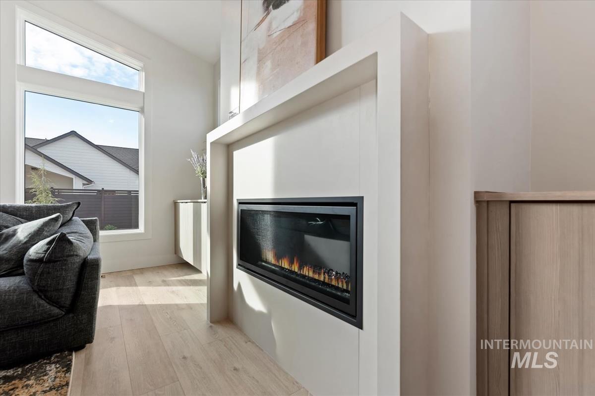 7689 W Lookout View St, Meridian, Idaho 83646, 3 Bedrooms, 2.5 Bathrooms, Residential For Sale, Price $899,900,MLS 98983456