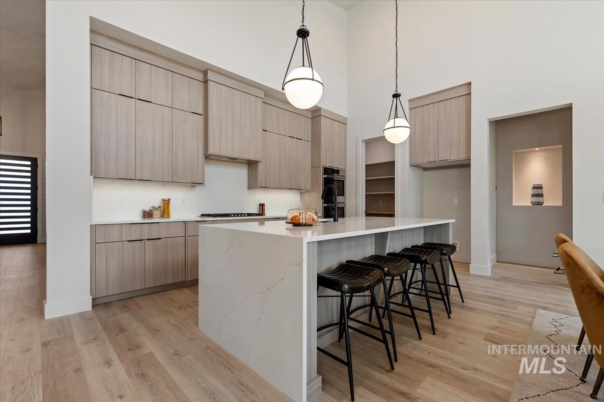 7689 W Lookout View St, Meridian, Idaho 83646, 3 Bedrooms, 2.5 Bathrooms, Residential For Sale, Price $924,900,MLS 98983456