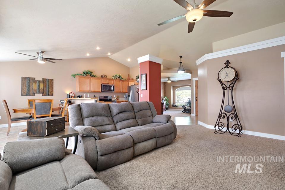 626 Colton St, New Plymouth, Idaho 83655, 3 Bedrooms, 2 Bathrooms, Residential For Sale, Price $370,000,MLS 98983459