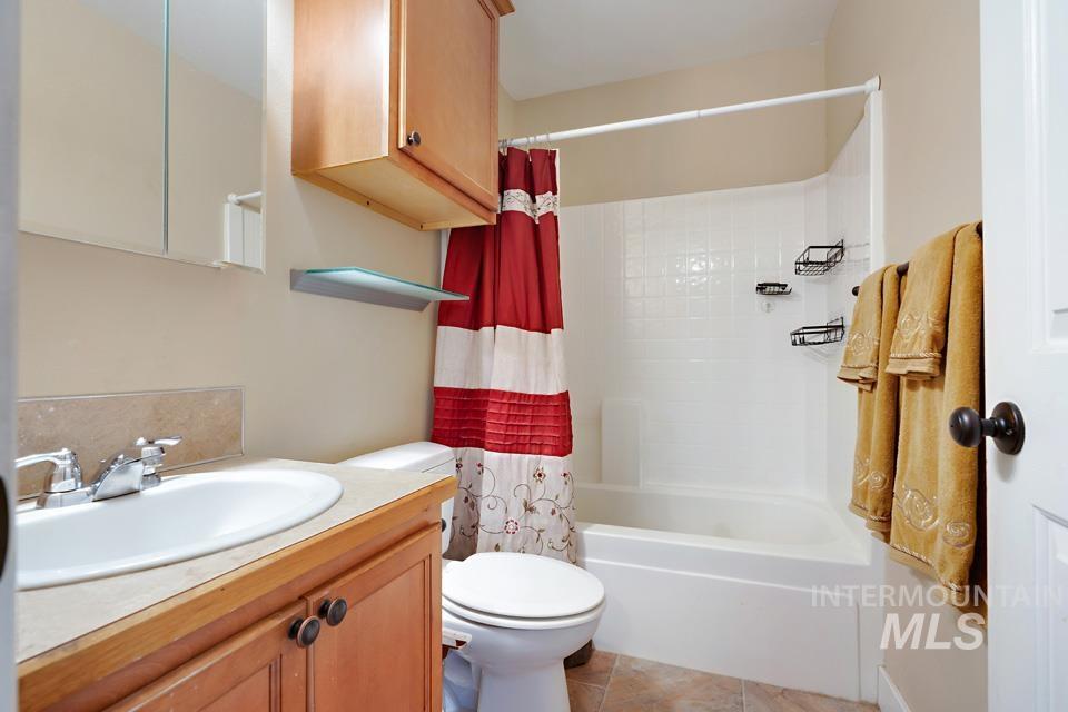 626 Colton St, New Plymouth, Idaho 83655, 3 Bedrooms, 2 Bathrooms, Residential For Sale, Price $370,000,MLS 98983459