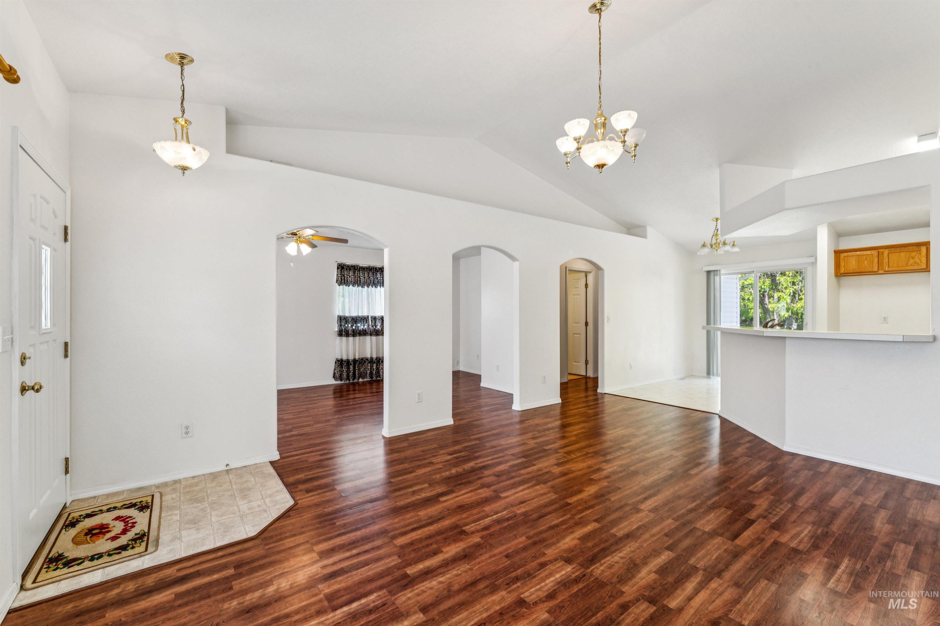 1196 W Karat Way, Kuna, Idaho 83634, 3 Bedrooms, 2 Bathrooms, Residential For Sale, Price $370,000,MLS 98983460