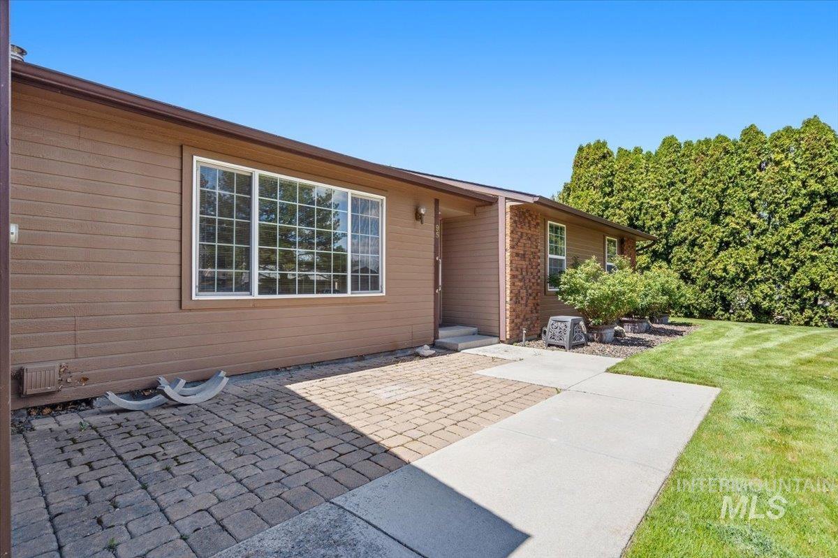 95 S Andrew St., Nampa, Idaho 83651-2462, 3 Bedrooms, 2 Bathrooms, Residential For Sale, Price $349,000,MLS 98983464